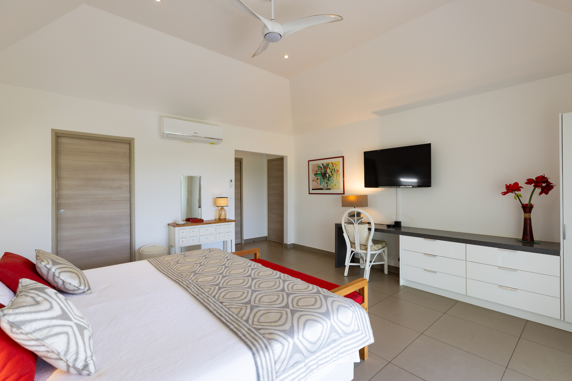 Villa Imagine - 5-bedroom luxury villa in St. Maarten - Image 12