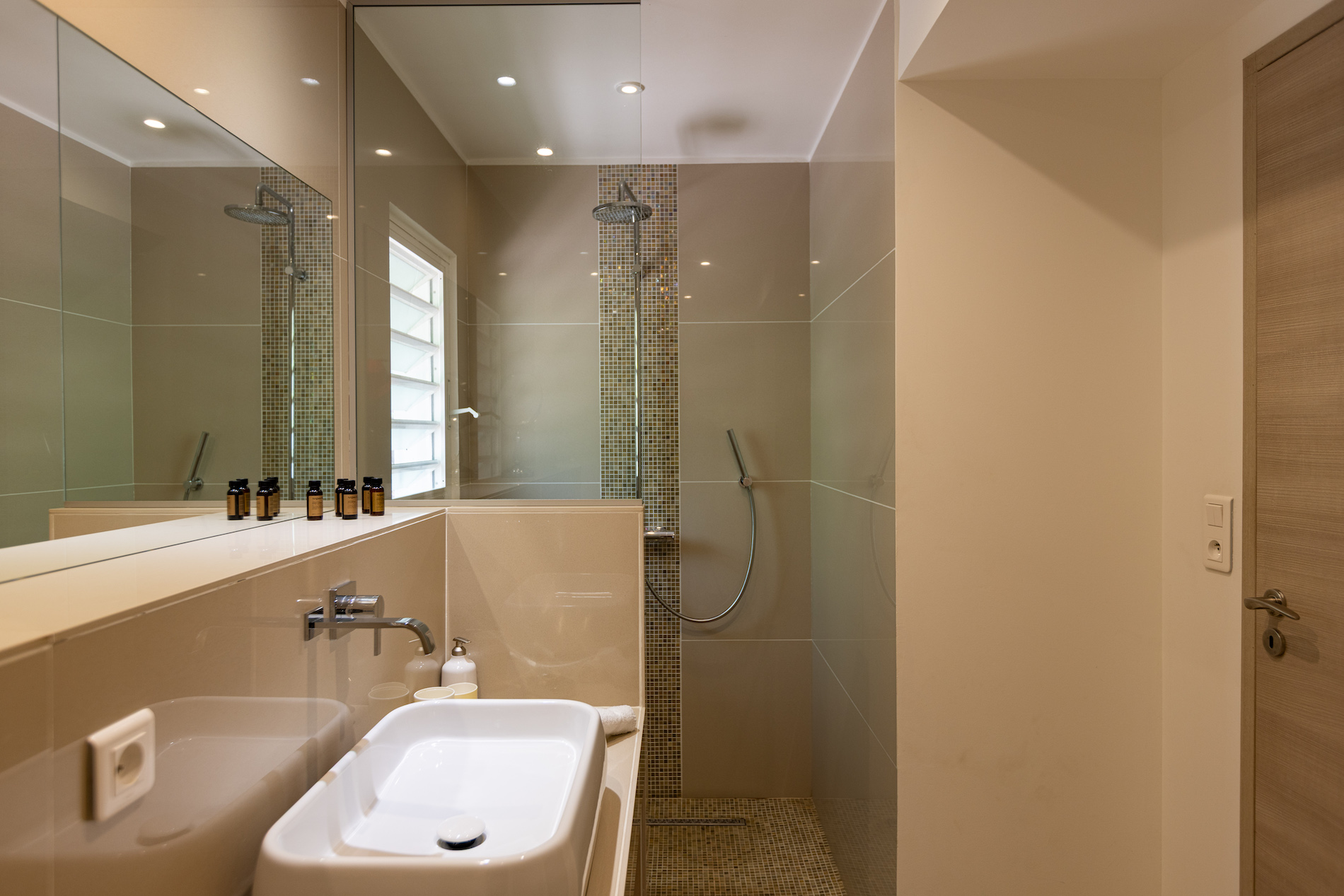 Villa Imagine - 5-bedroom luxury villa in St. Maarten - Image 49