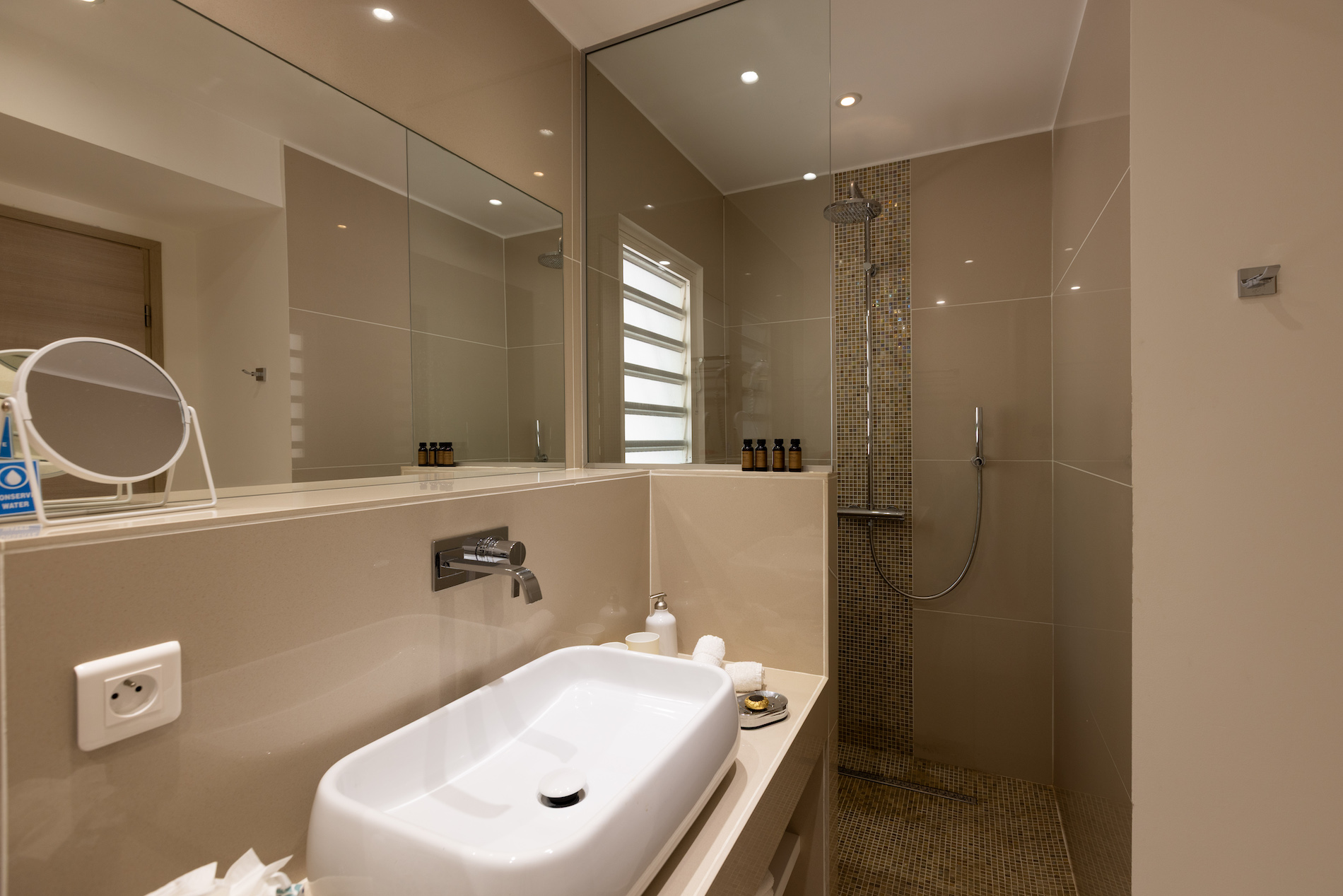 Villa Imagine - 5-bedroom luxury villa in St. Maarten - Image 43