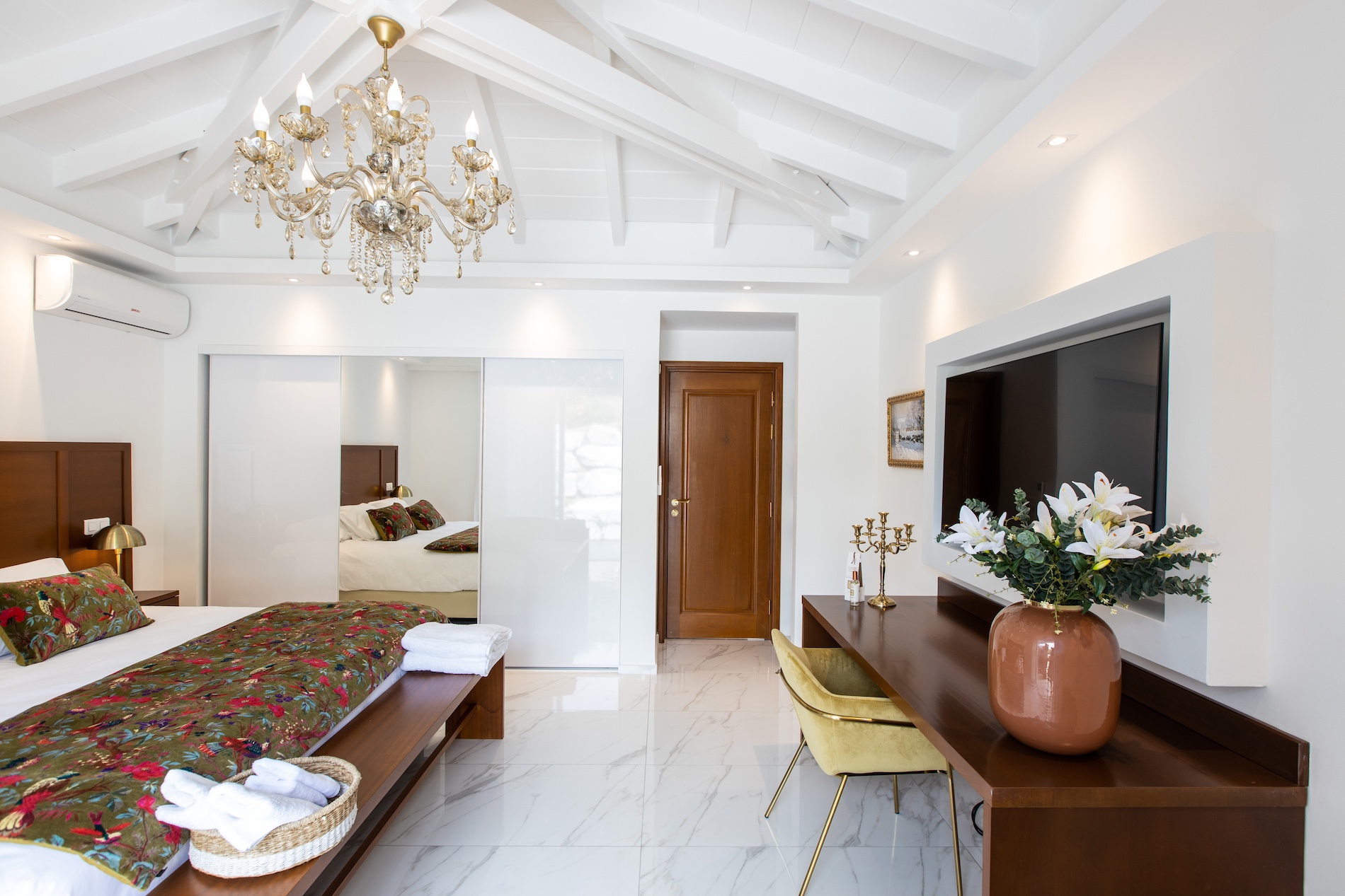 Villa Fleurs de Lys - 4-bedroom luxury villa in St. Maarten - Image 39