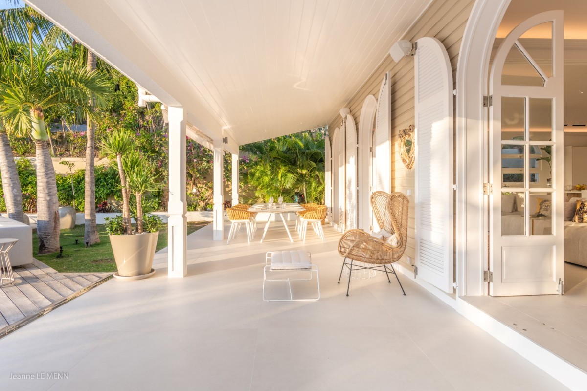 White Sun - 3-bedroom luxury villa in White Sun

        
        
            
                Petite Saline - Image 11