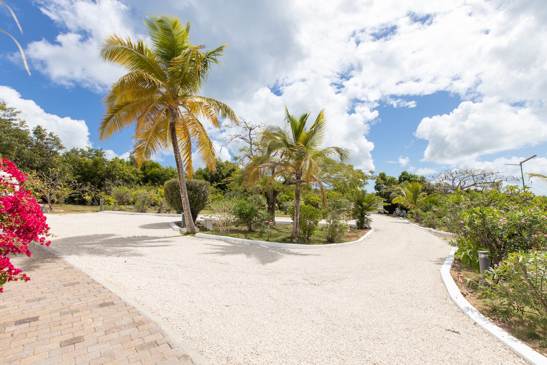Villa La Rose Du Desert - 5-bedroom luxury villa in St. Maarten - Image 20