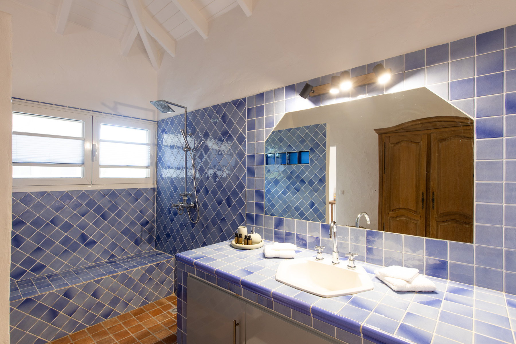 Villa La Rose Du Desert - 5-bedroom luxury villa in St. Maarten - Image 12