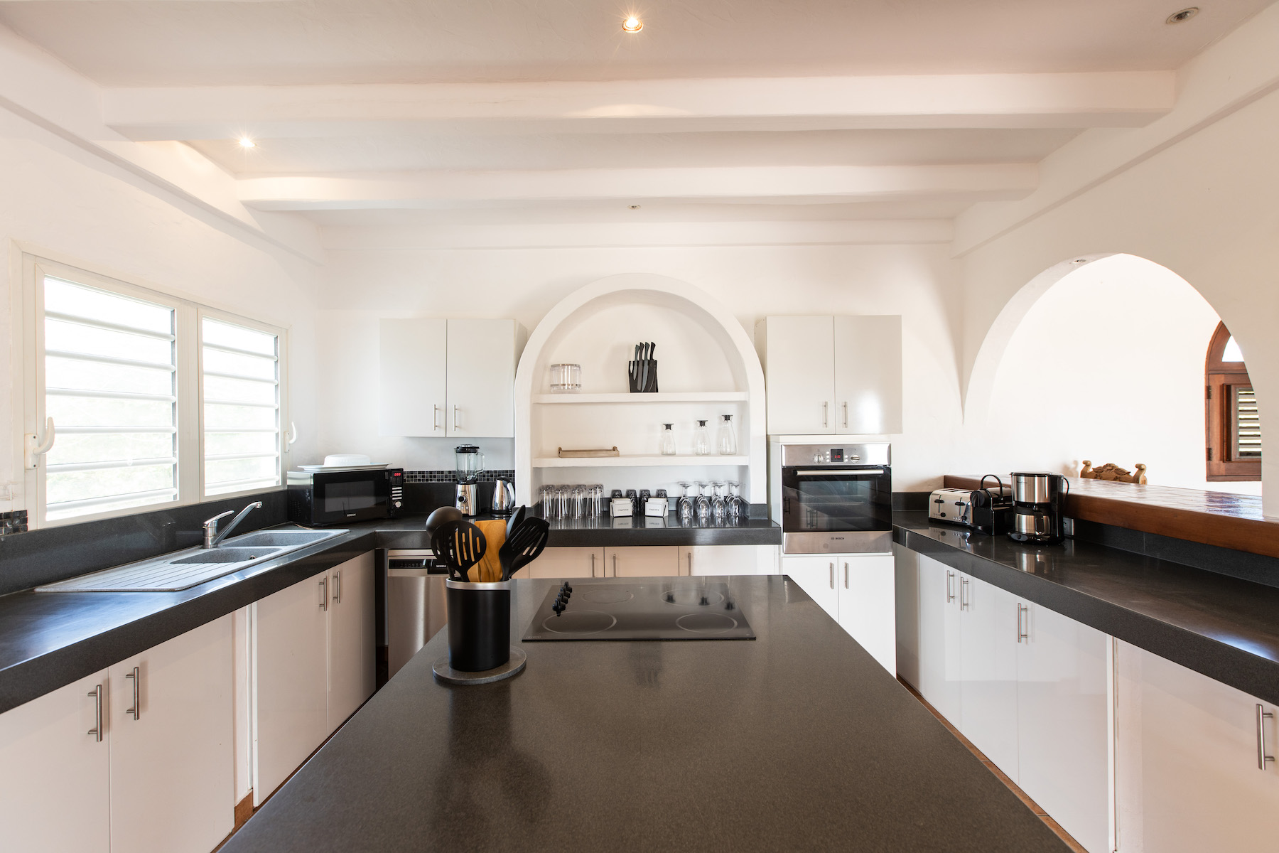 Villa La Rose Du Desert - 5-bedroom luxury villa in St. Maarten - Image 26