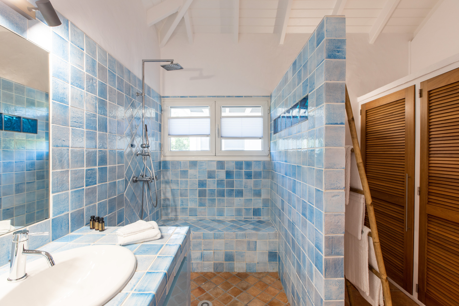 Villa La Rose Du Desert - 5-bedroom luxury villa in St. Maarten - Image 32