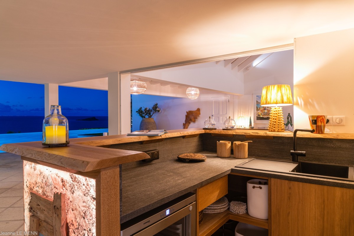 Poppy - 3-bedroom luxury villa in Poppy

        
        
            
                Mont Jean - Image 14