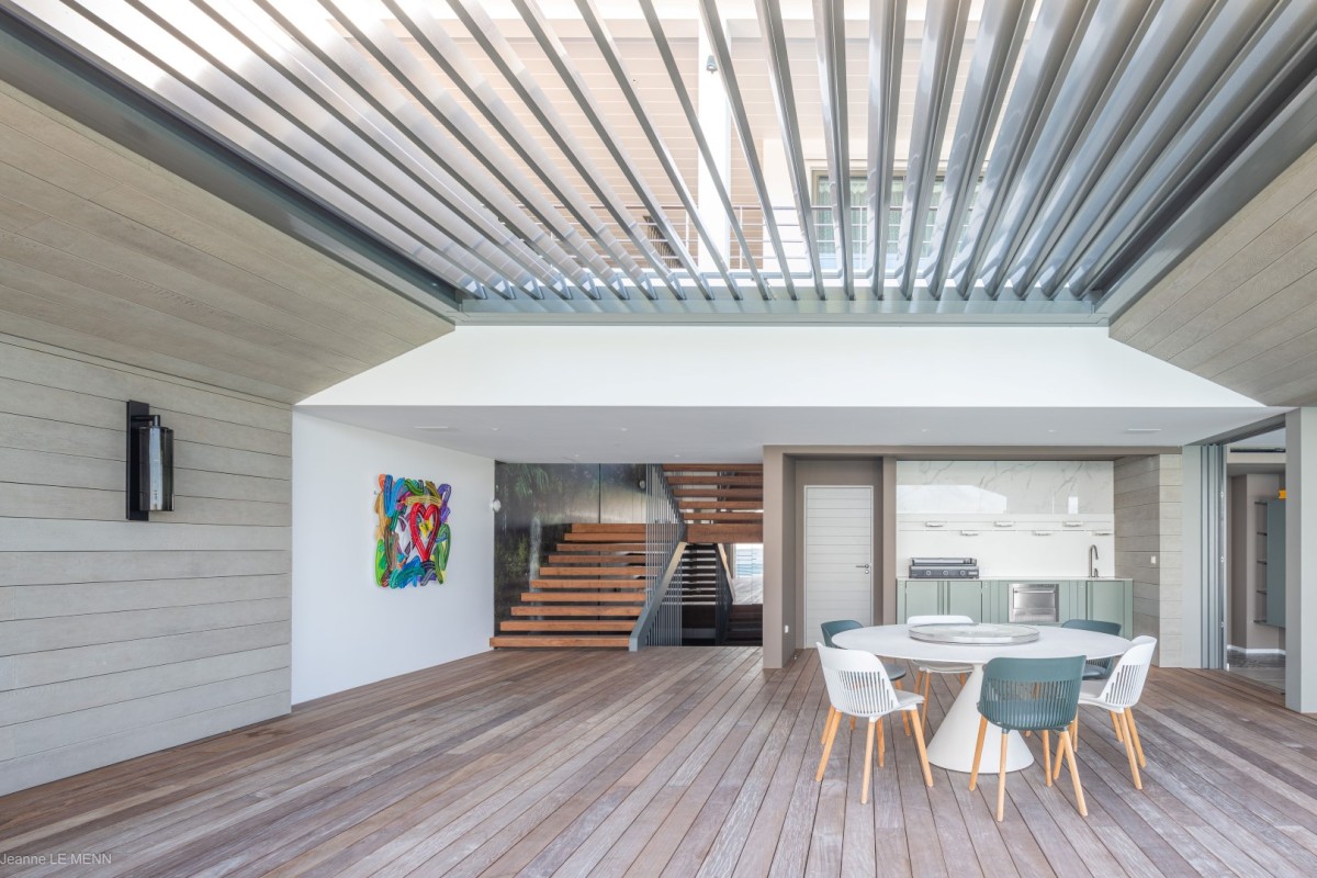 Honu - 4-bedroom luxury villa in Honu

        
        
            
                Saint Jean - Image 15