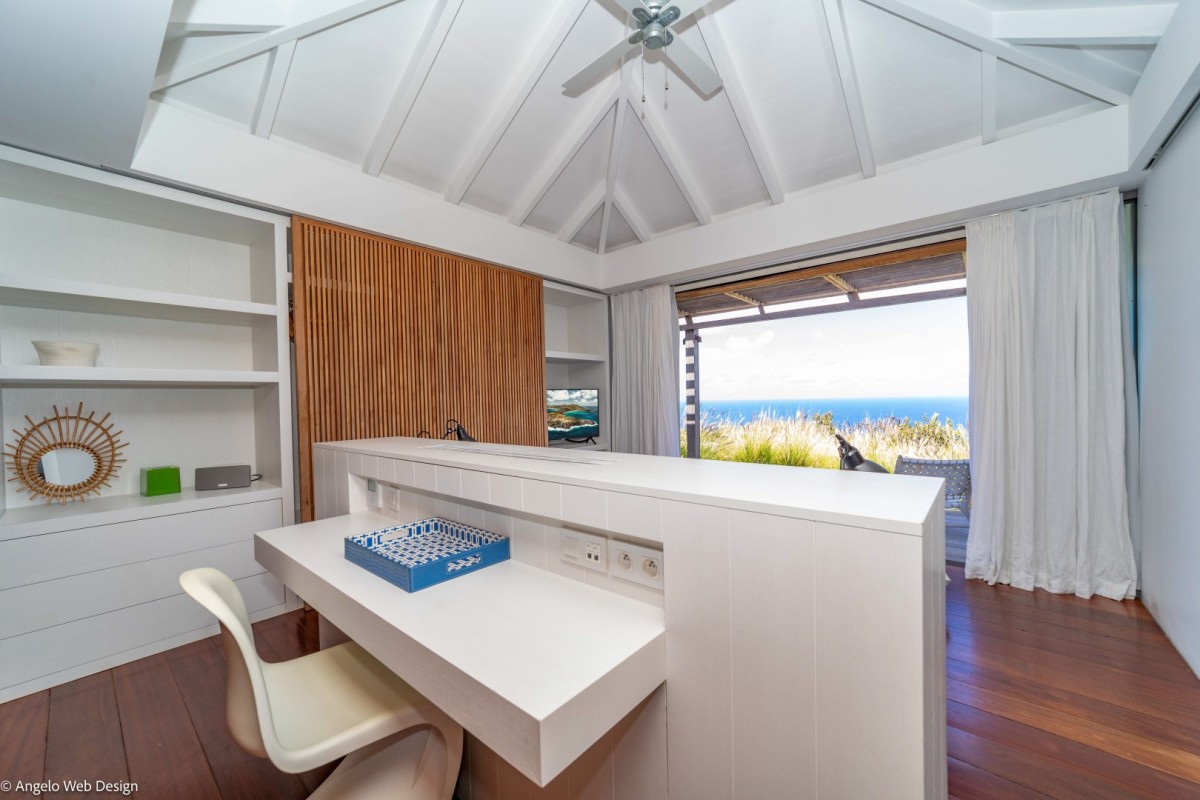 Floating Garden - 3-bedroom luxury villa in Floating Garden - Image 9