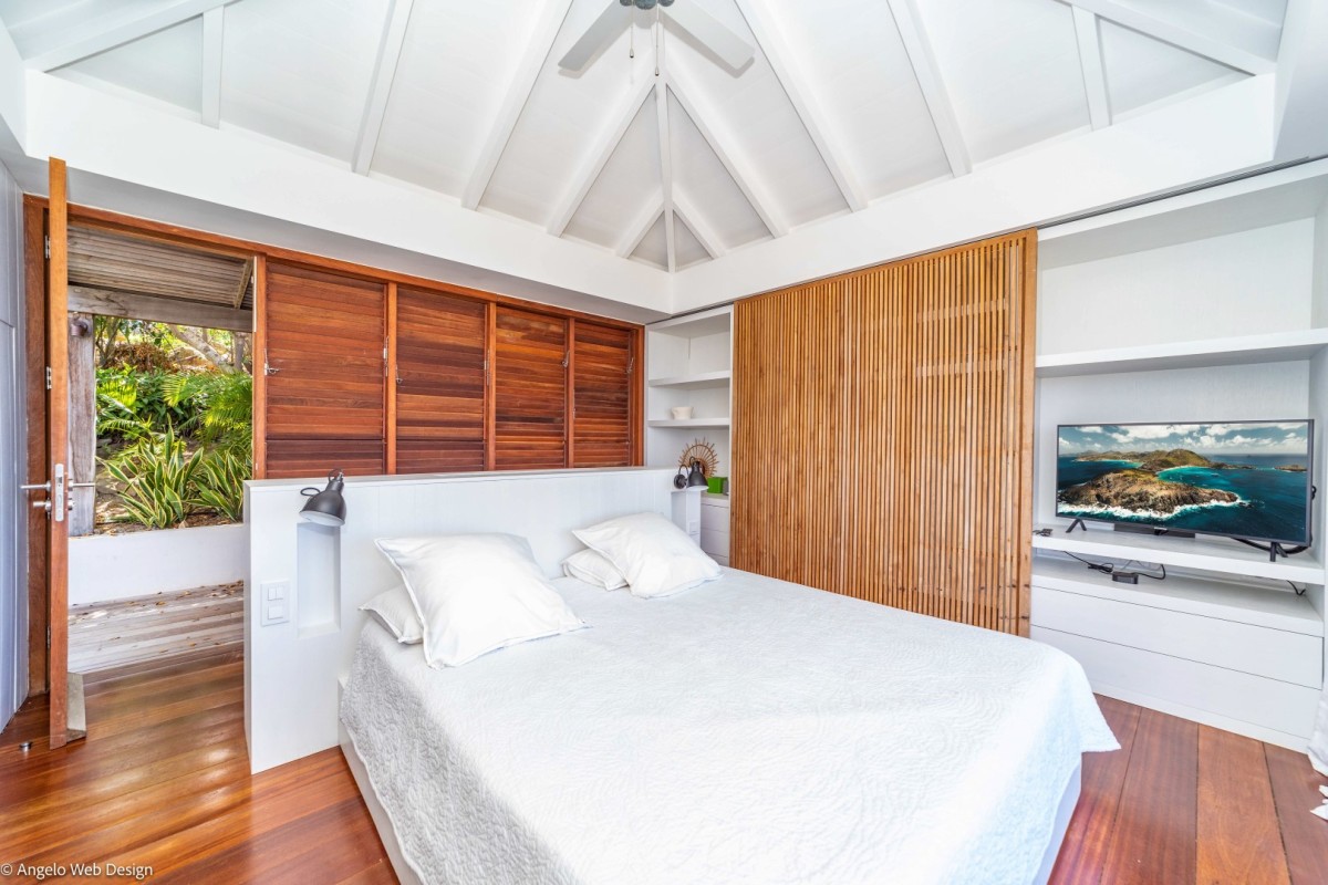 Floating Garden - 3-bedroom luxury villa in Floating Garden - Image 8