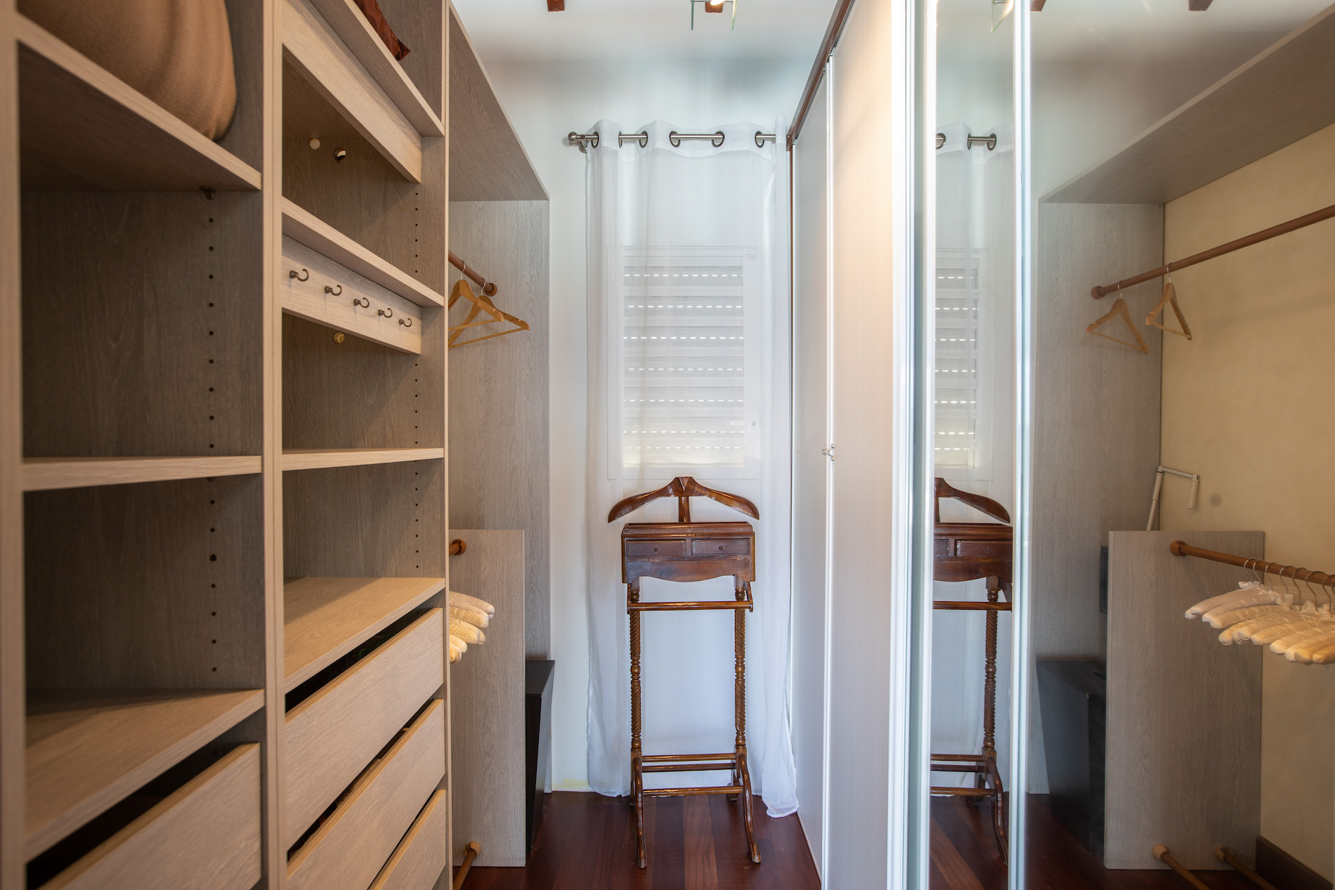 Villa Dreamin Blue - 5-bedroom luxury villa in St. Maarten - Image 39