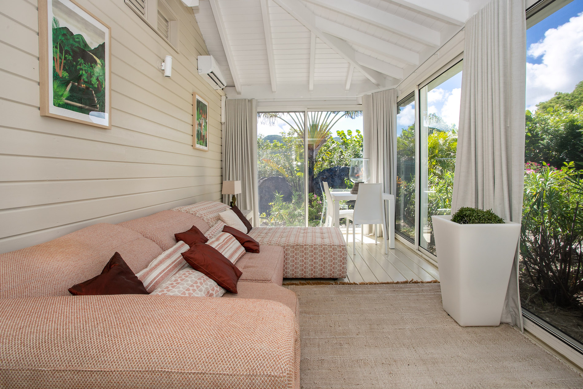 Villa Dreamin Blue - 5-bedroom luxury villa in St. Maarten - Image 46