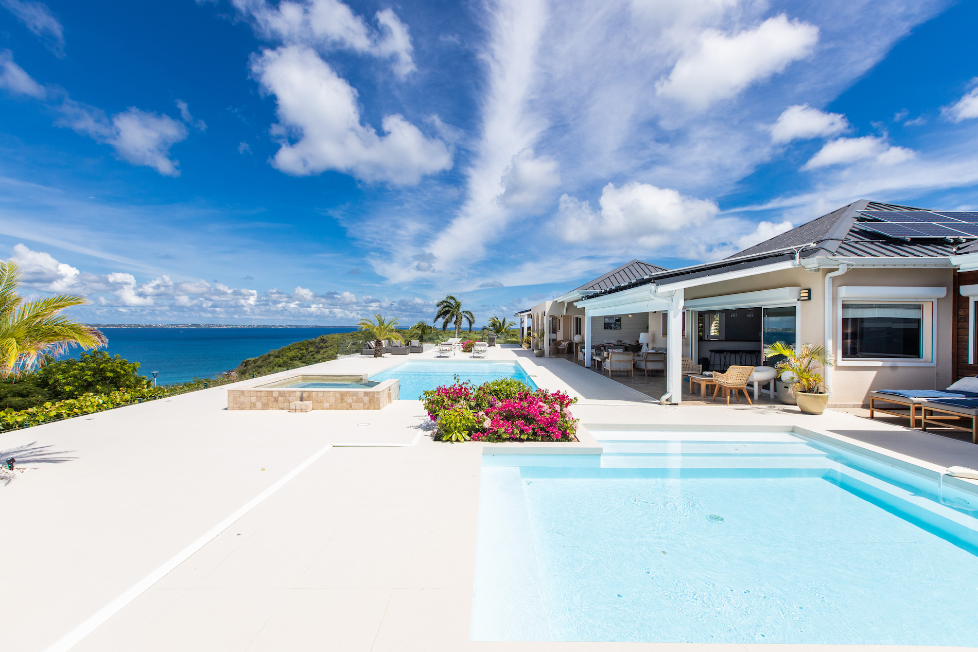 Villa Dreamin Blue - 5-bedroom luxury villa in St. Maarten - Image 23