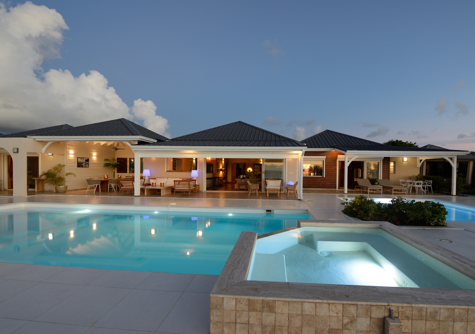 Villa Dreamin Blue - 5-bedroom luxury villa in St. Maarten - Image 15