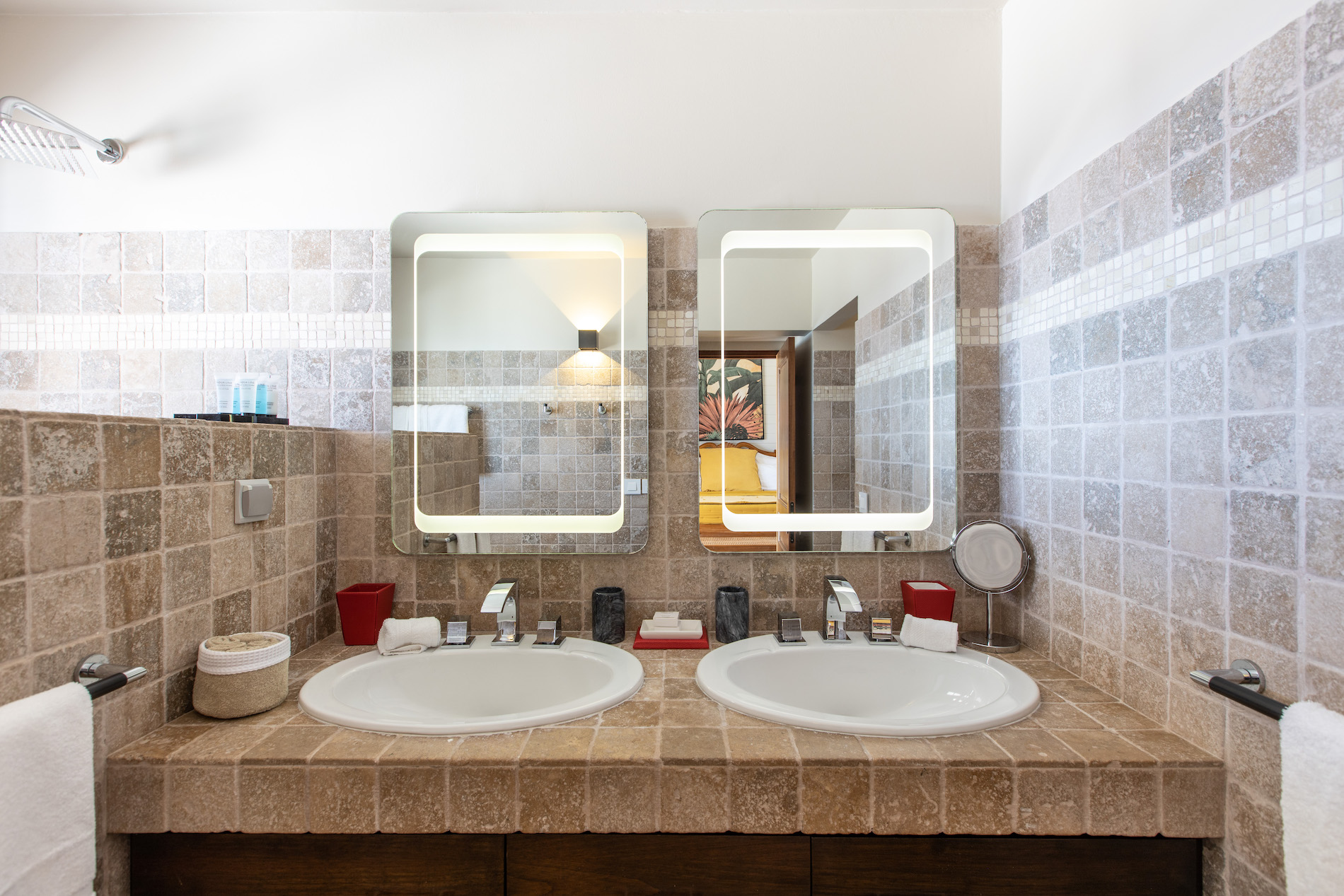 Villa Dreamin Blue - 5-bedroom luxury villa in St. Maarten - Image 51