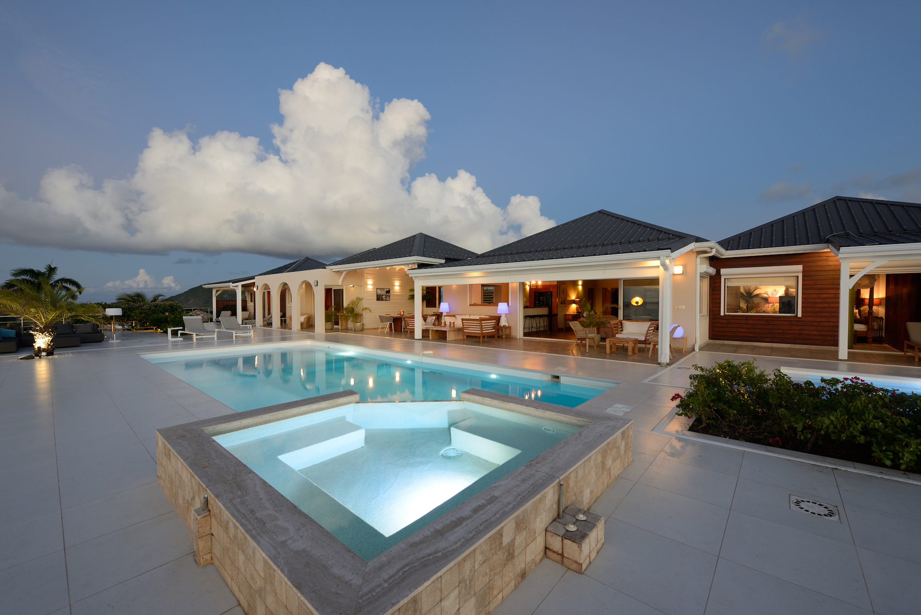 Villa Dreamin Blue - 5-bedroom luxury villa in St. Maarten - Image 63