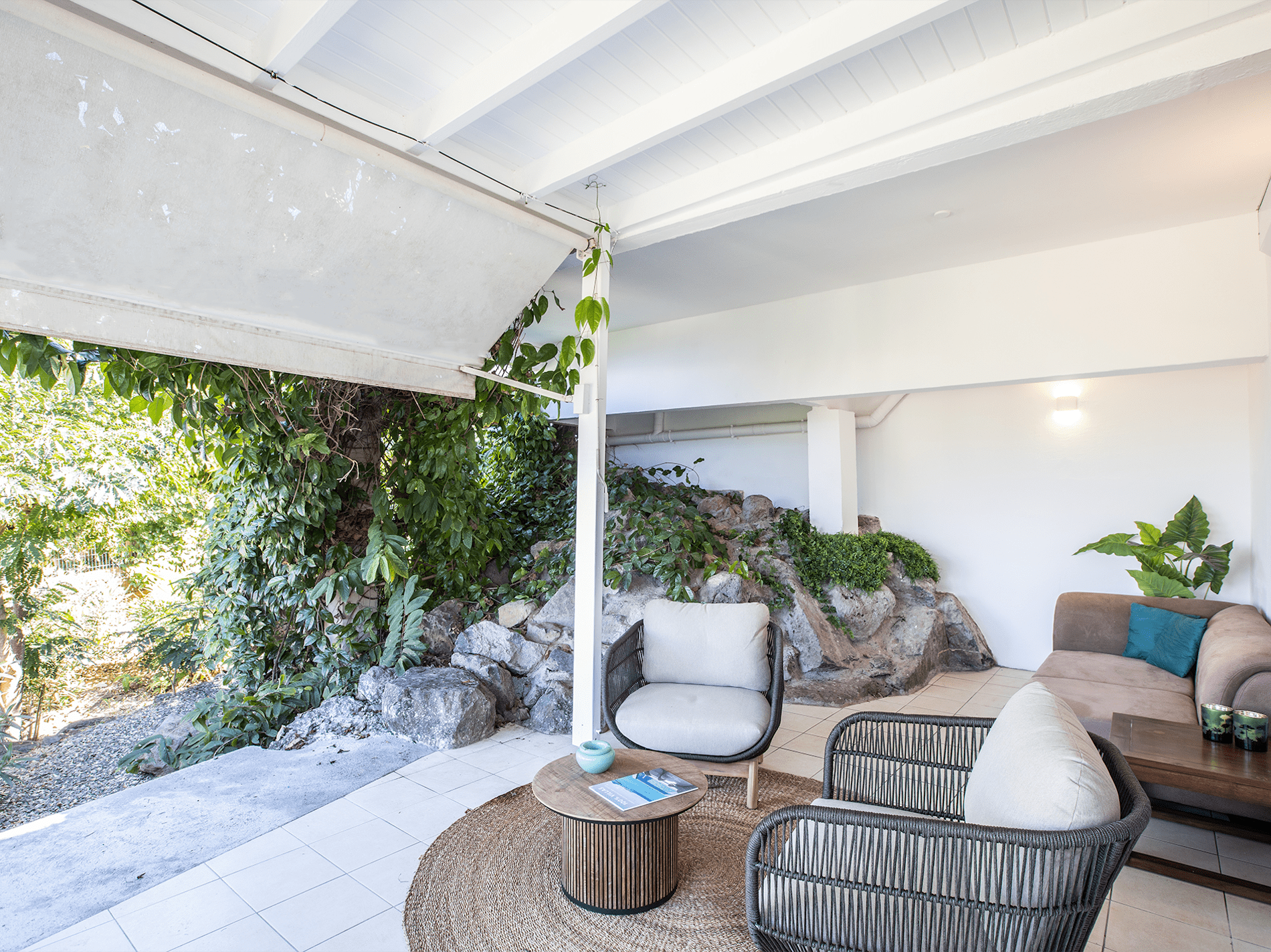 Villa Dreamin Blue - 5-bedroom luxury villa in St. Maarten - Image 55