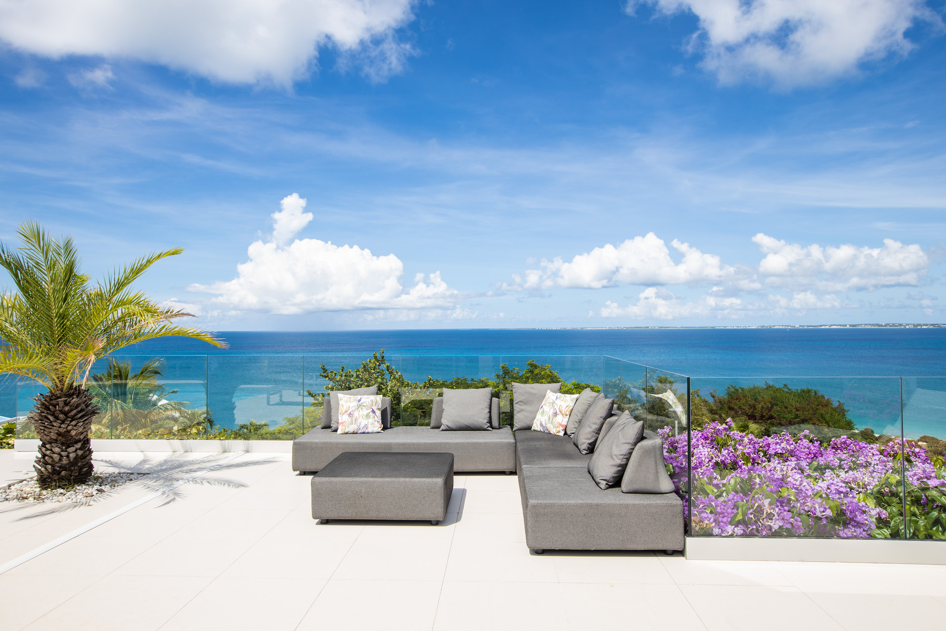 Villa Dreamin Blue - 5-bedroom luxury villa in St. Maarten - Image 41