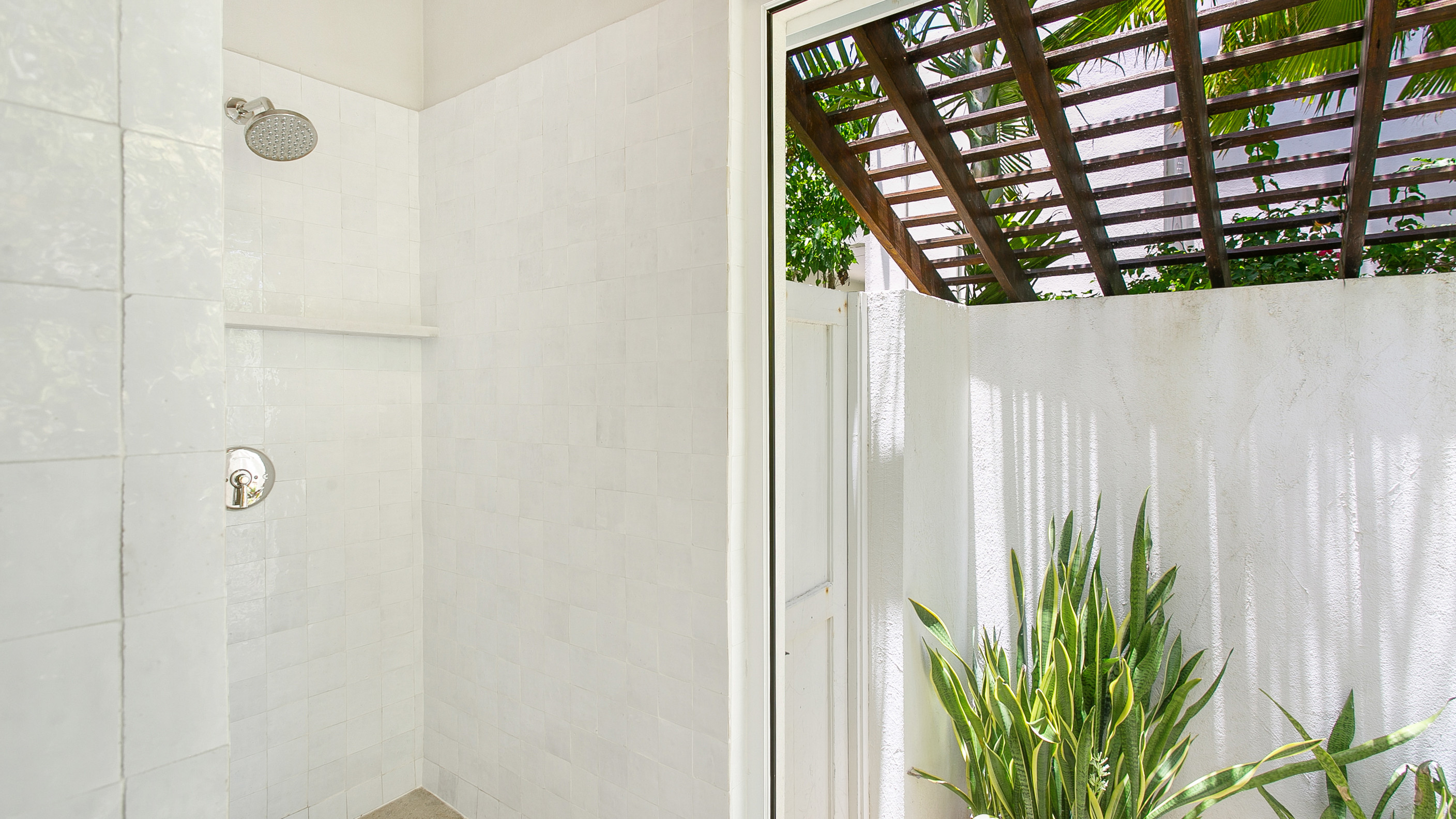 Beach Escape Villa - 5-bedroom luxury villa in Anguilla - Image 36