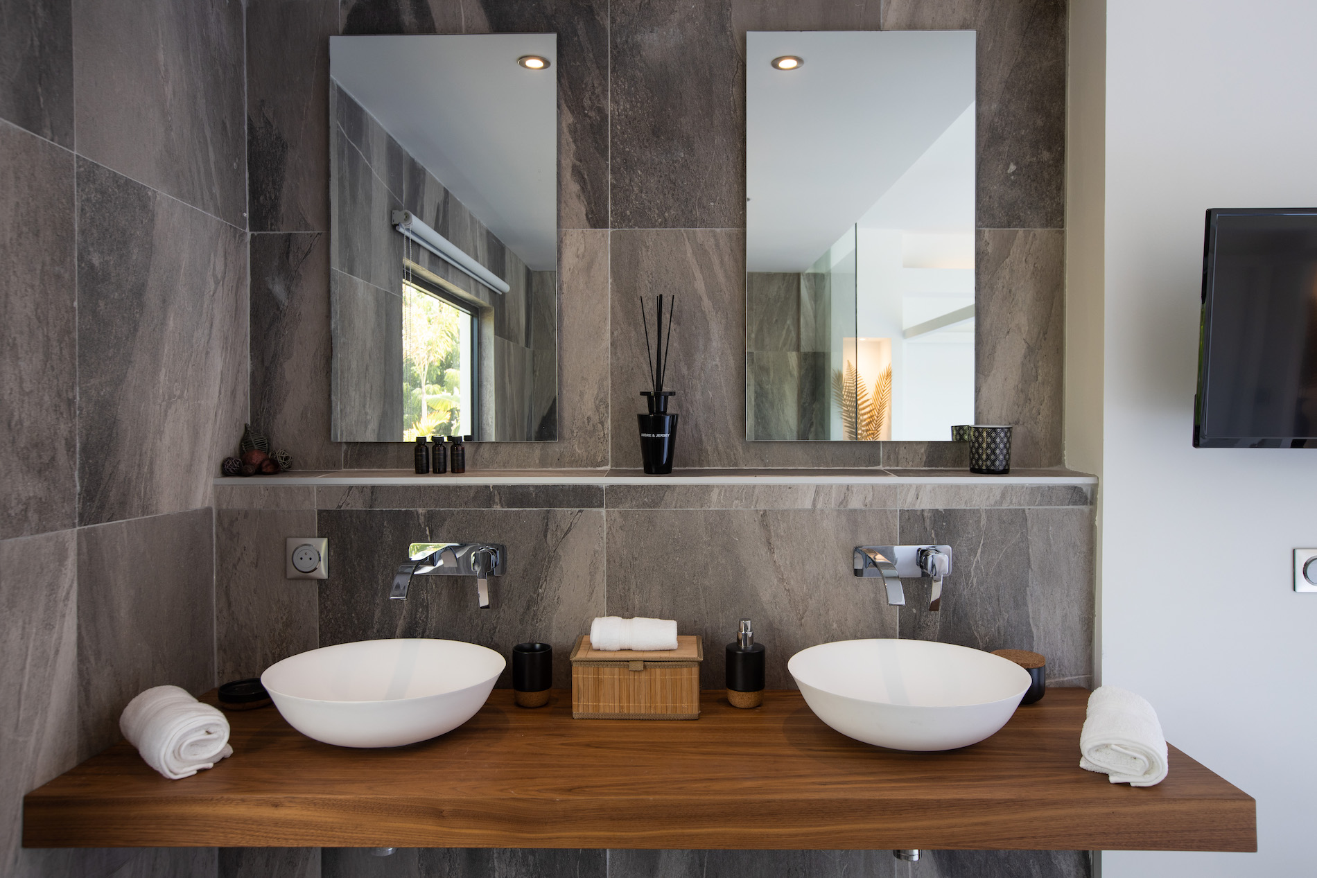 Villa Nuit dEtoiles - 2-bedroom luxury villa in St. Maarten - Image 40