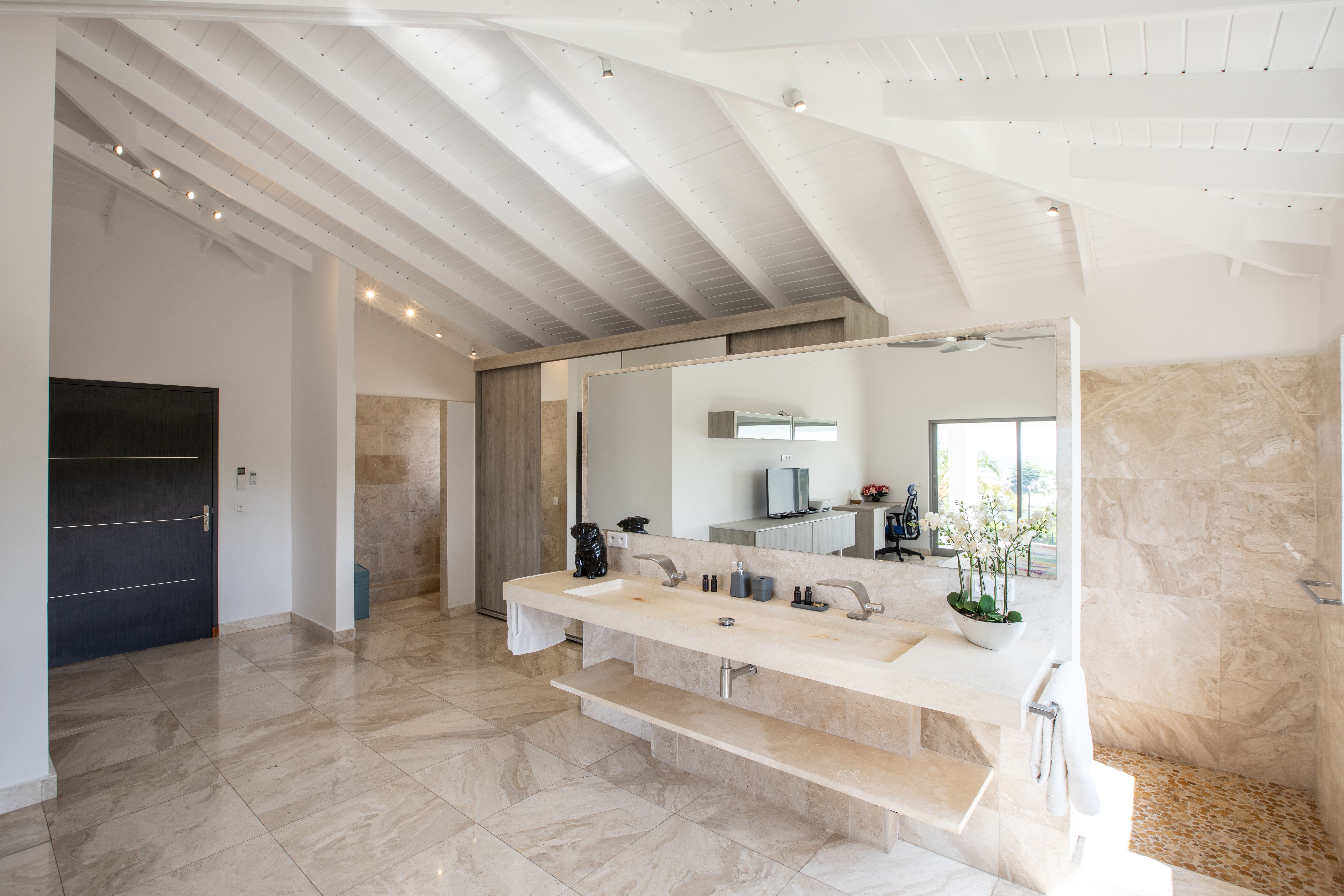 Villa El Grande Azure - 5-bedroom luxury villa in St. Maarten - Image 45