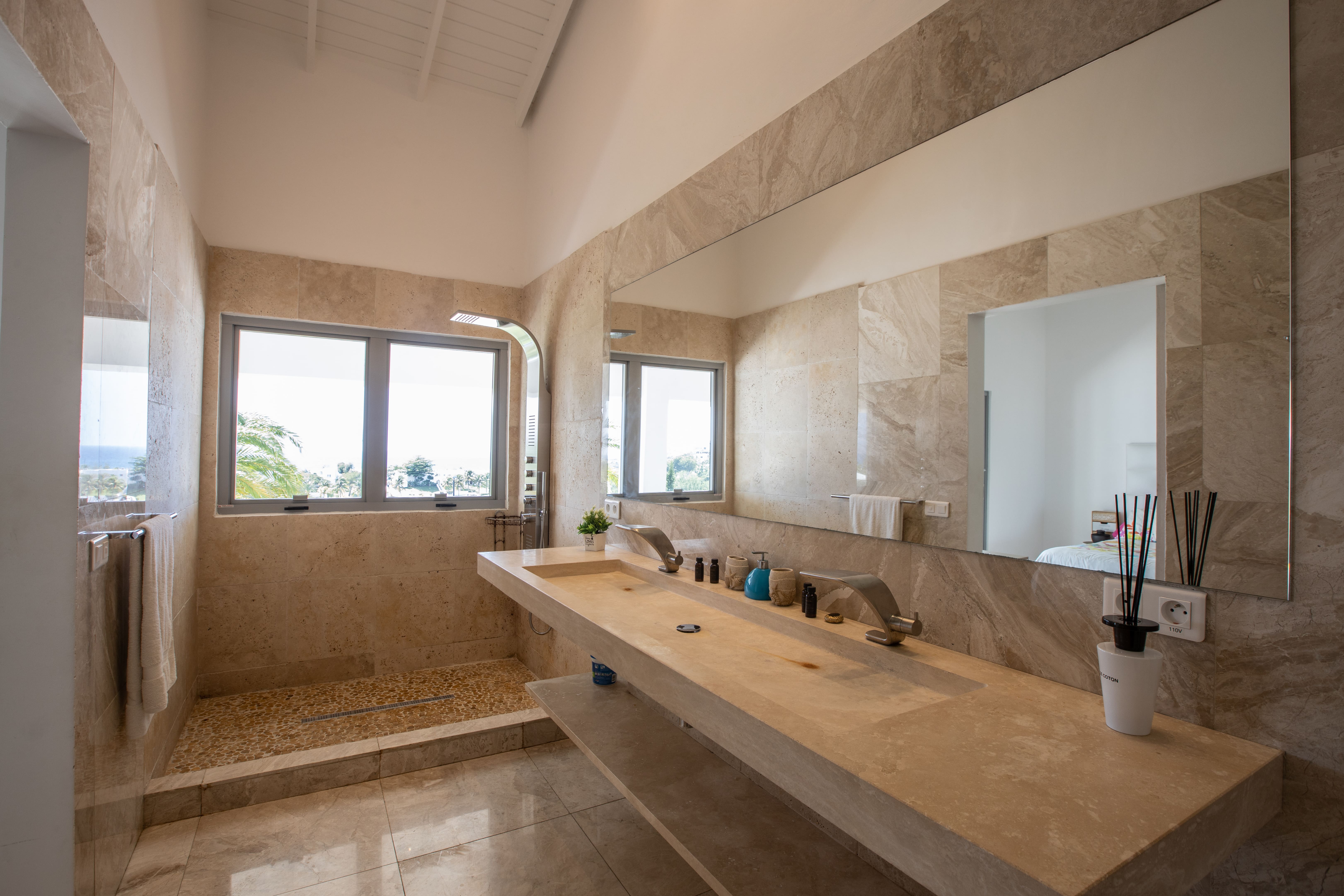 Villa El Grande Azure - 5-bedroom luxury villa in St. Maarten - Image 49