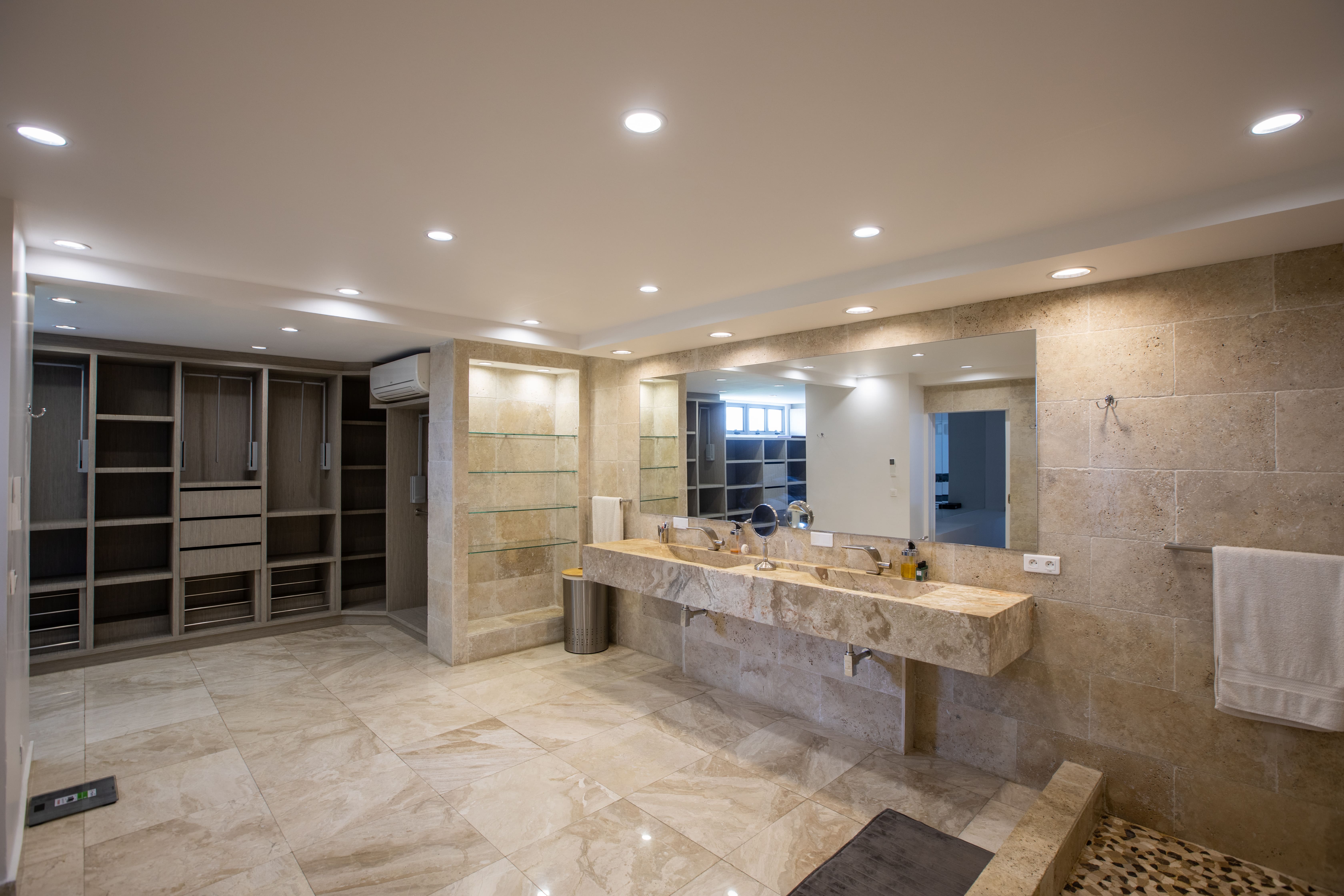 Villa El Grande Azure - 5-bedroom luxury villa in St. Maarten - Image 18