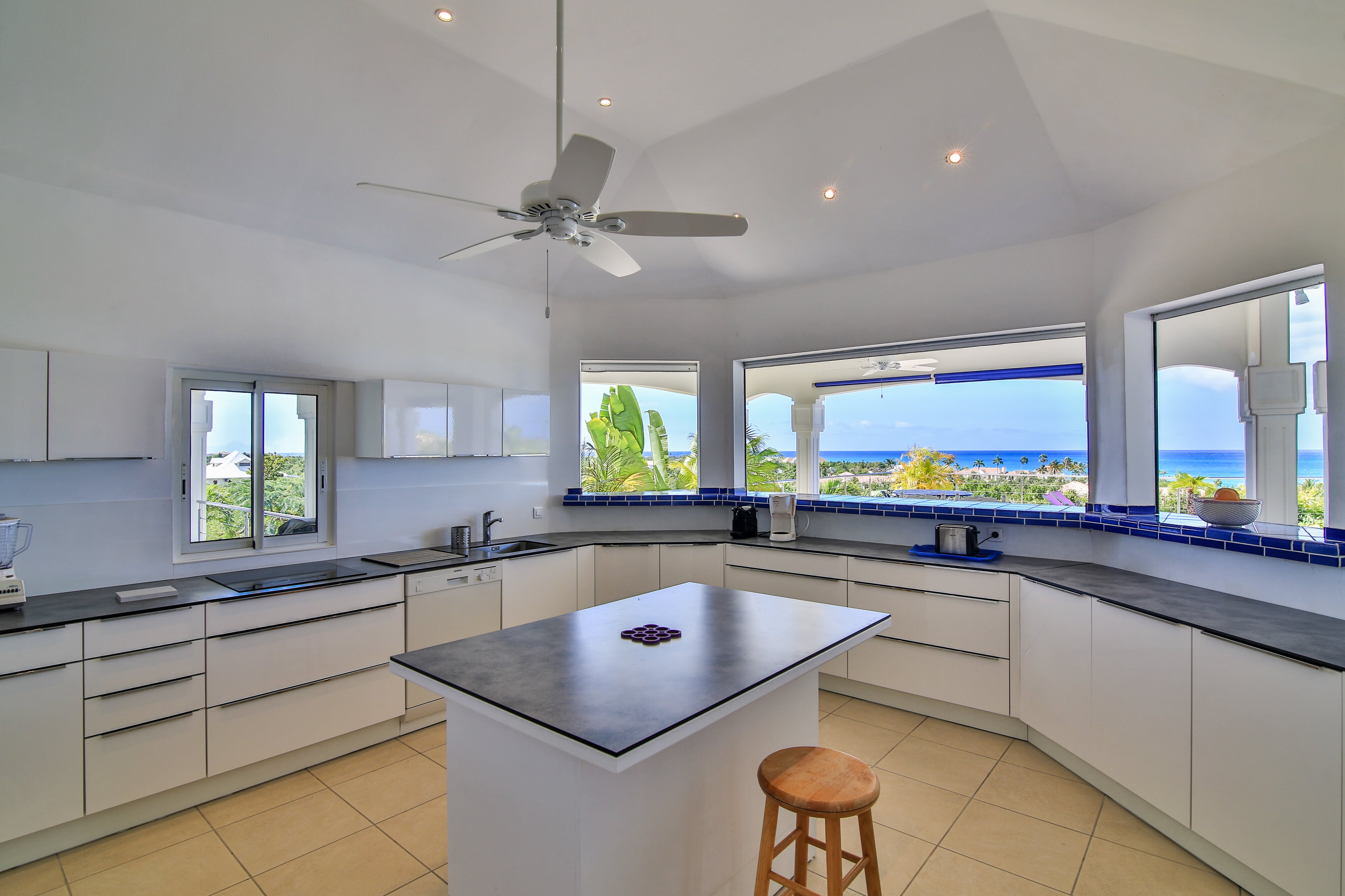 Villa Oceane - 4-bedroom luxury villa in St. Maarten - Image 20