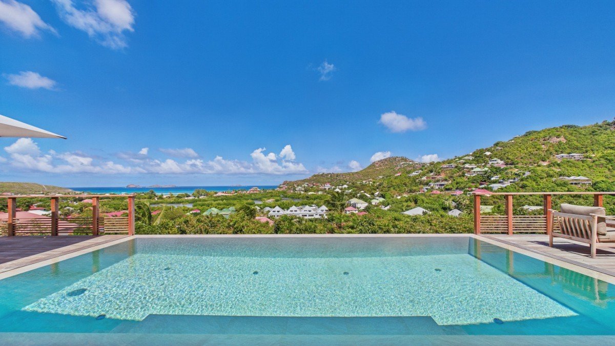 Bonnie - 3-bedroom luxury villa in Bonnie

        
        
            
                Saint Jean - Image 19