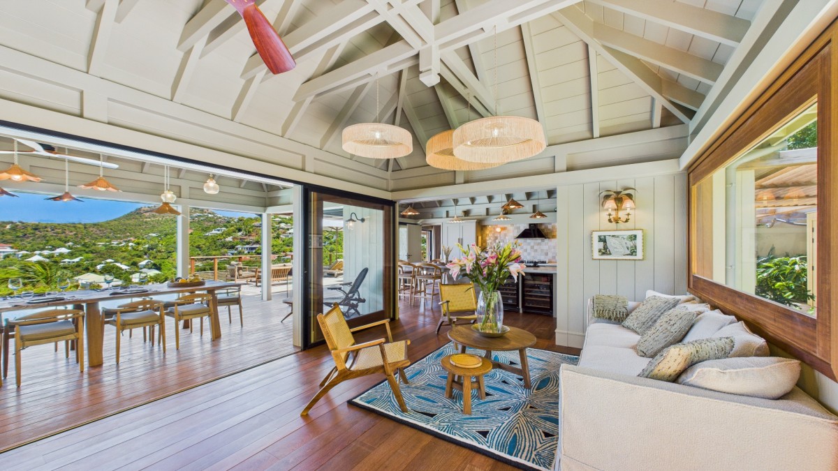 Bonnie - 3-bedroom luxury villa in Bonnie

        
        
            
                Saint Jean - Image 7