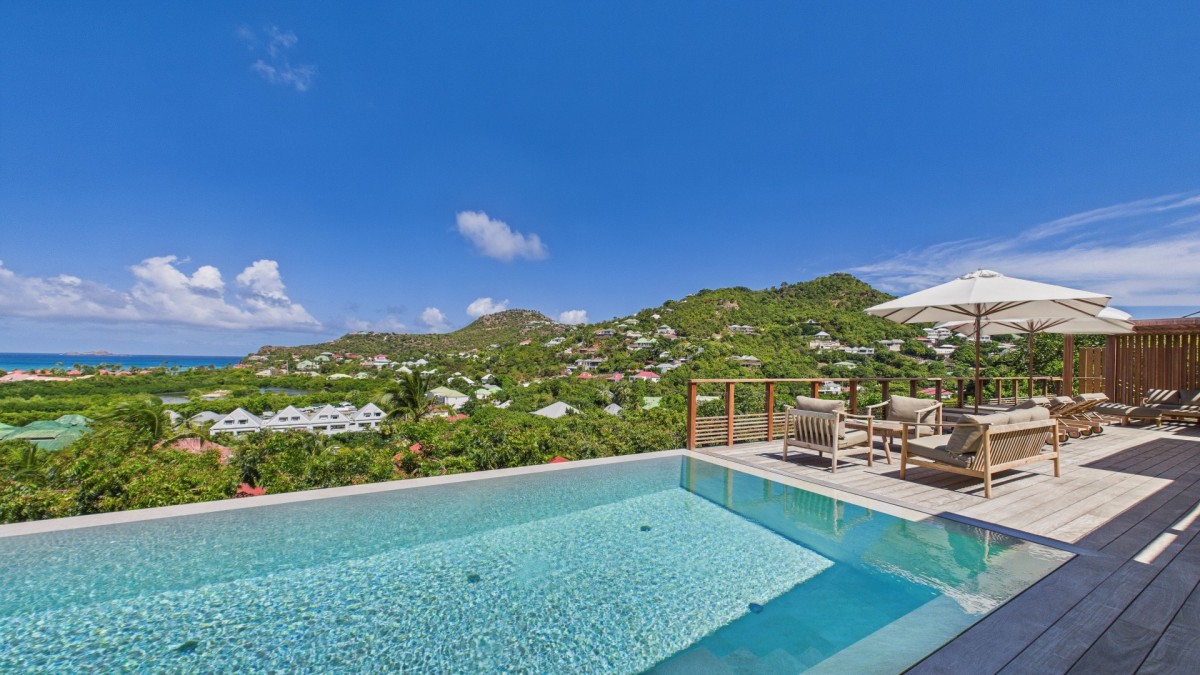 Bonnie - 3-bedroom luxury villa in Bonnie

        
        
            
                Saint Jean - Image 11