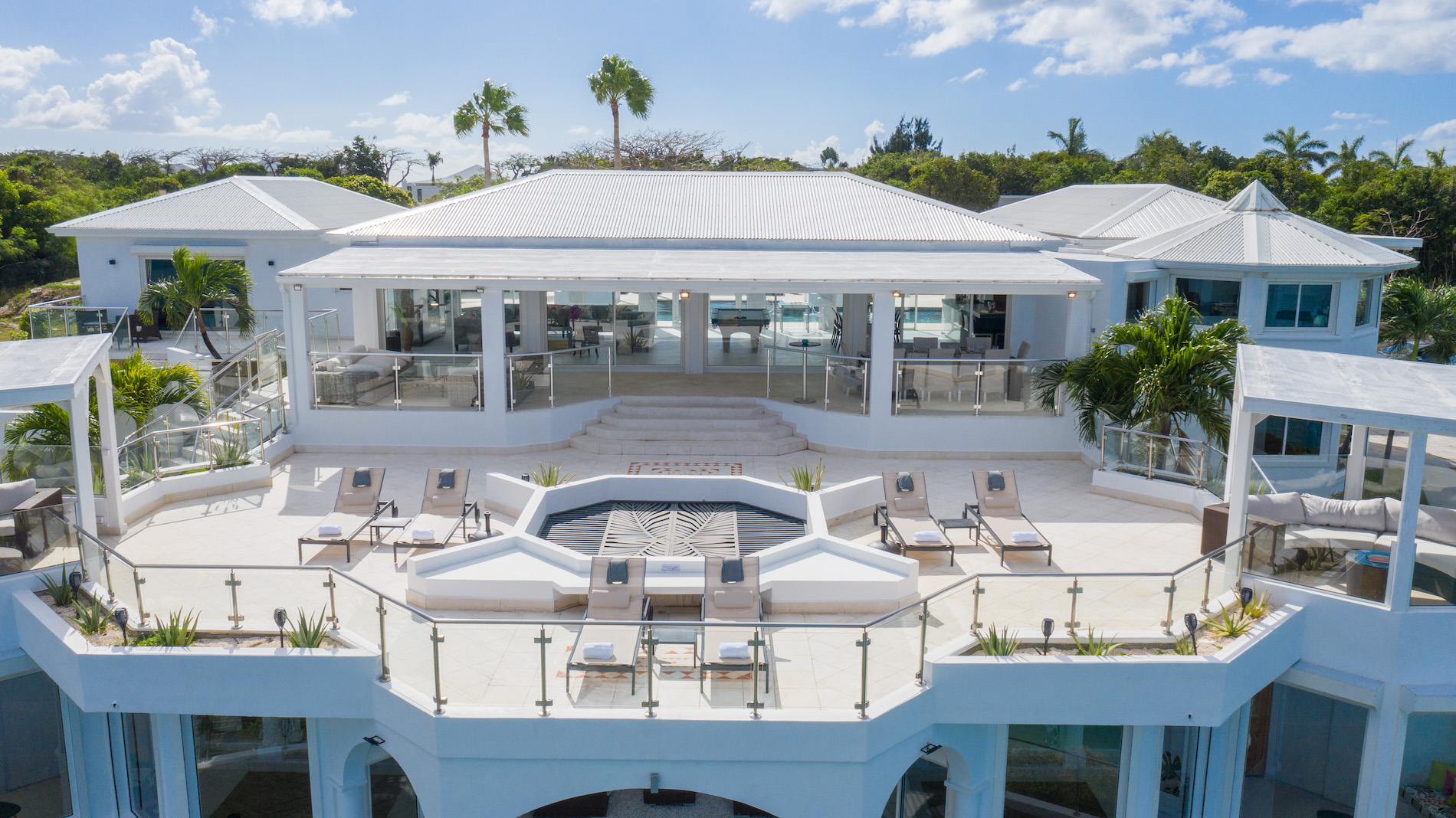 Villa Infinity Blue - 6-bedroom luxury villa in St. Maarten - Image 42