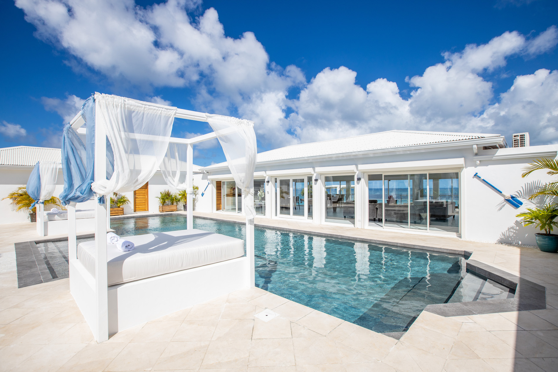 Villa Infinity Blue - 6-bedroom luxury villa in St. Maarten - Image 38