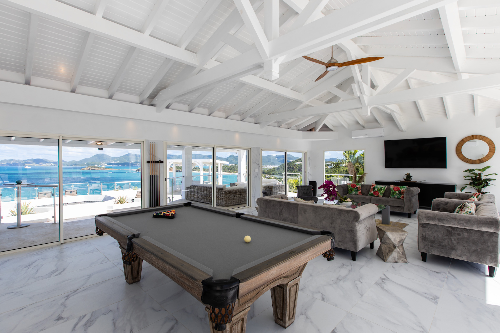 Villa Infinity Blue - 6-bedroom luxury villa in St. Maarten - Image 48