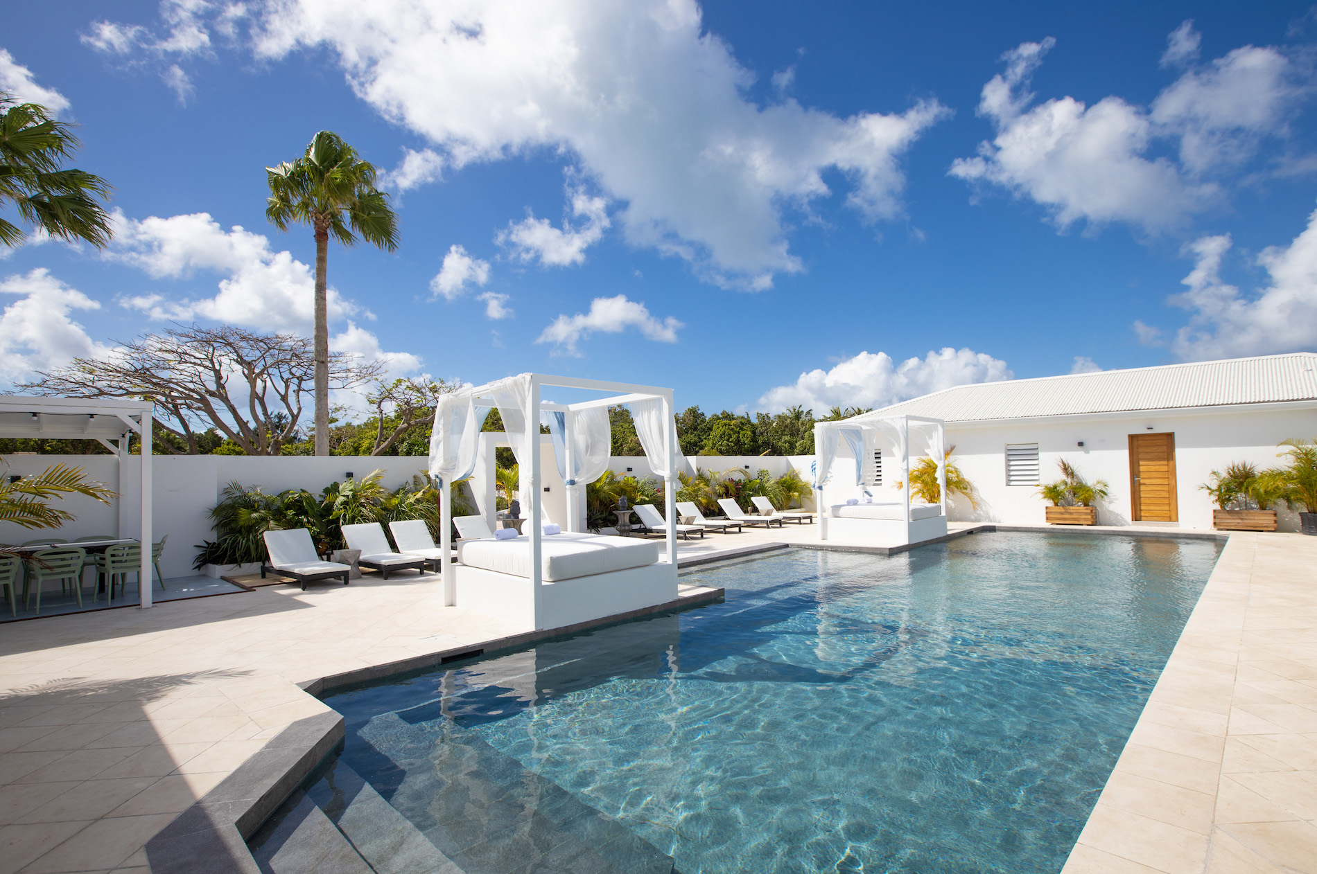 Villa Infinity Blue - 6-bedroom luxury villa in St. Maarten - Image 12