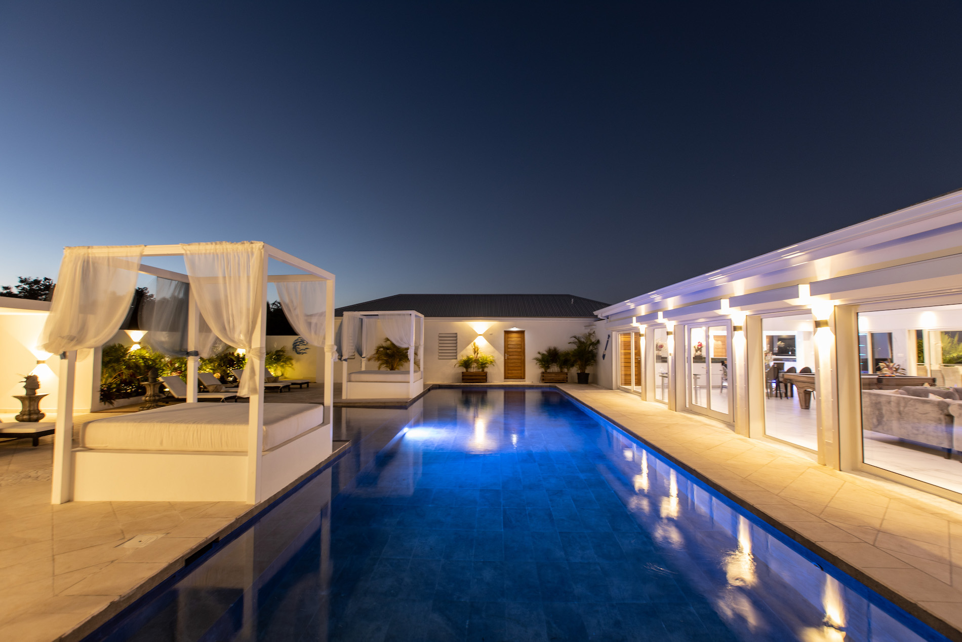 Villa Infinity Blue - 6-bedroom luxury villa in St. Maarten - Image 33