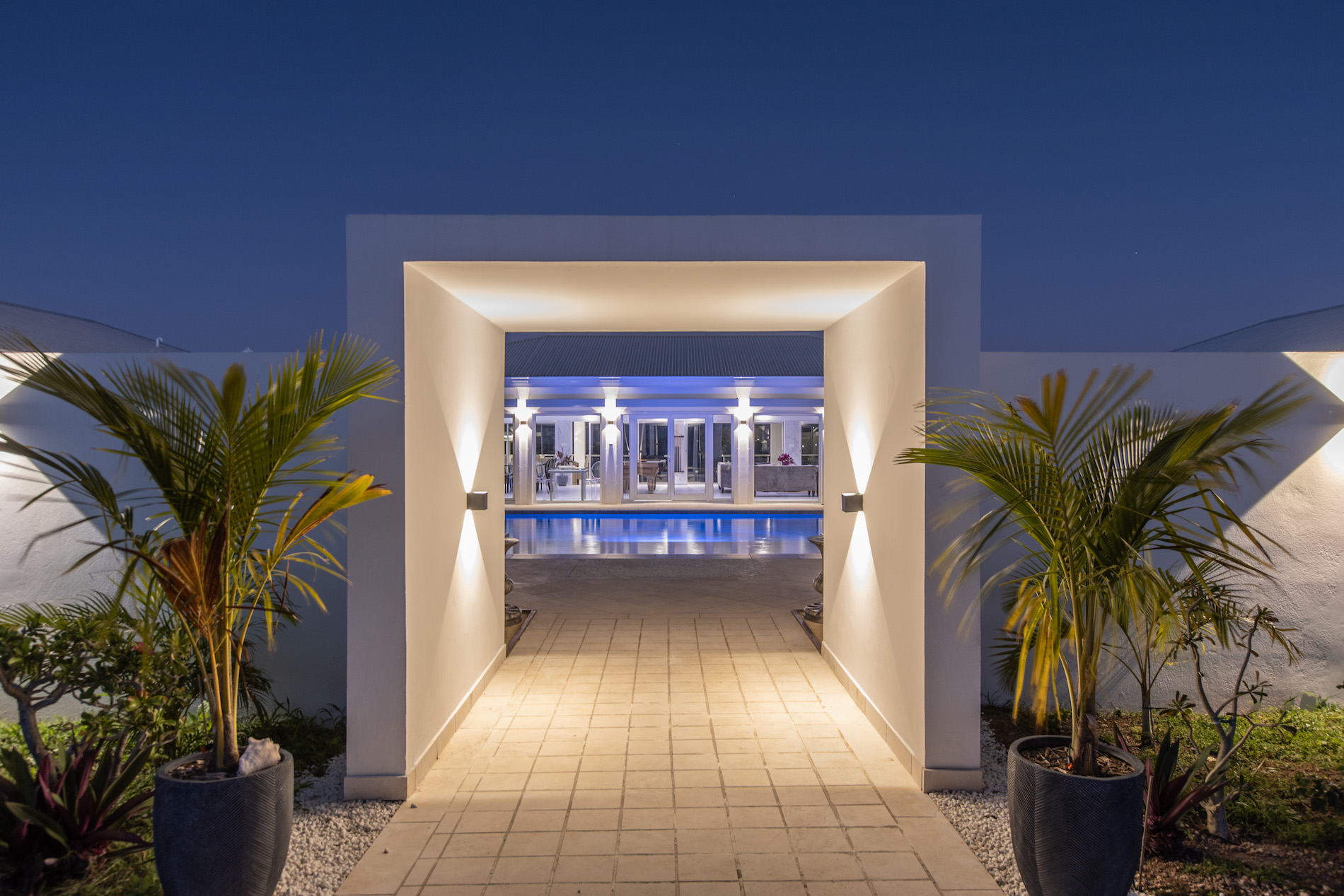 Villa Infinity Blue - 6-bedroom luxury villa in St. Maarten - Image 87