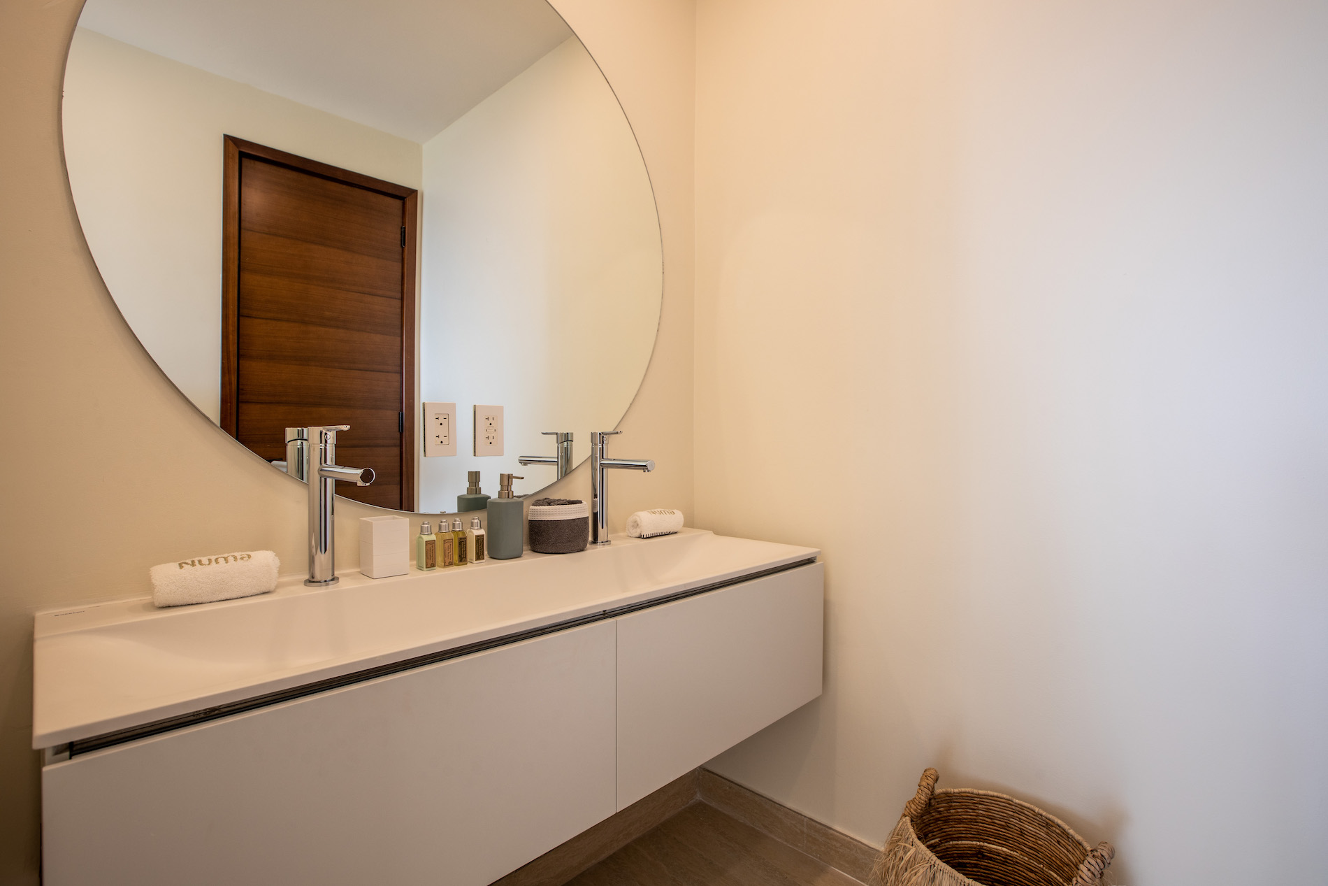 Villa Numa - 6-bedroom luxury villa in St. Maarten - Image 8