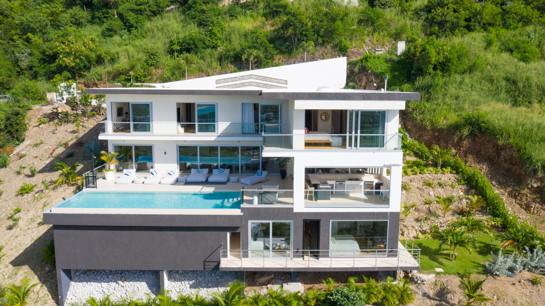 Villa Numa - 6-bedroom luxury villa in St. Maarten - Image 49