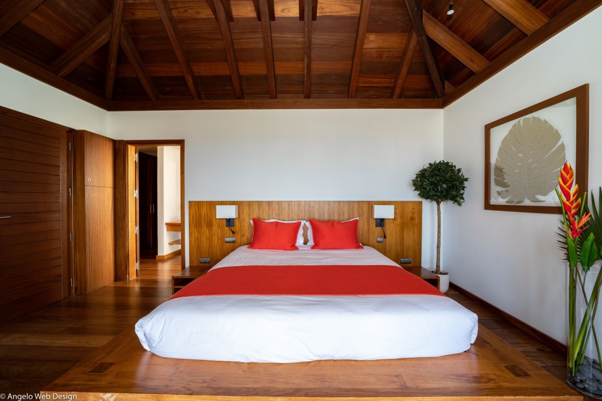 Kyr - 4-bedroom luxury villa in Kyr

        
        
            
                Lurin - Image 12