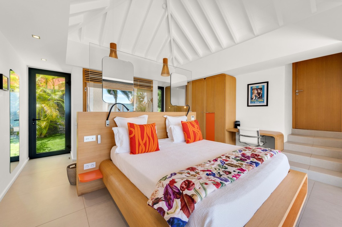 Grace - 6-bedroom luxury villa in Grace

        
        
            
                Anse - Image 9