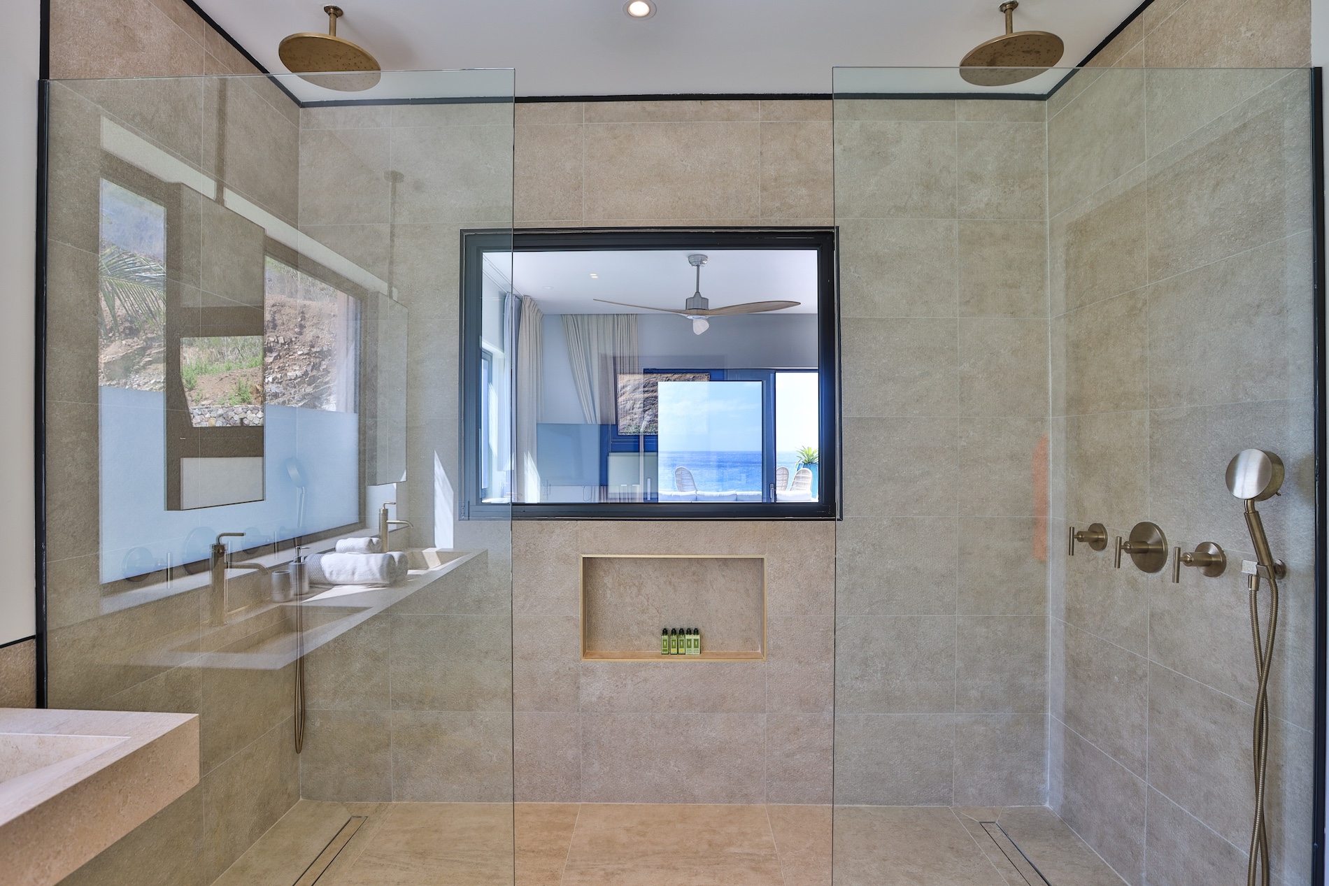 Villa Aqua Dream - 6-bedroom luxury villa in St. Maarten - Image 11