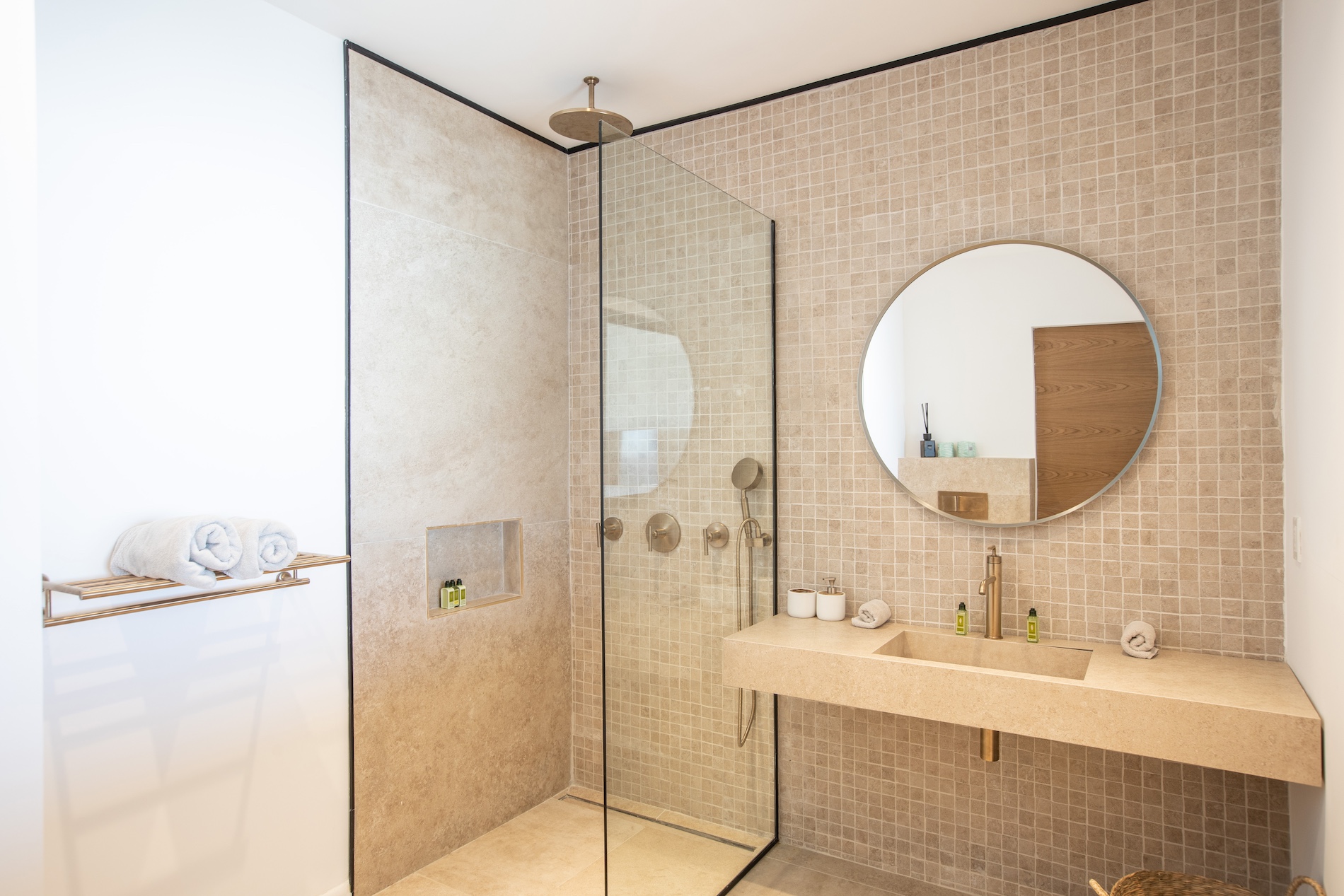 Villa Aqua Dream - 6-bedroom luxury villa in St. Maarten - Image 8