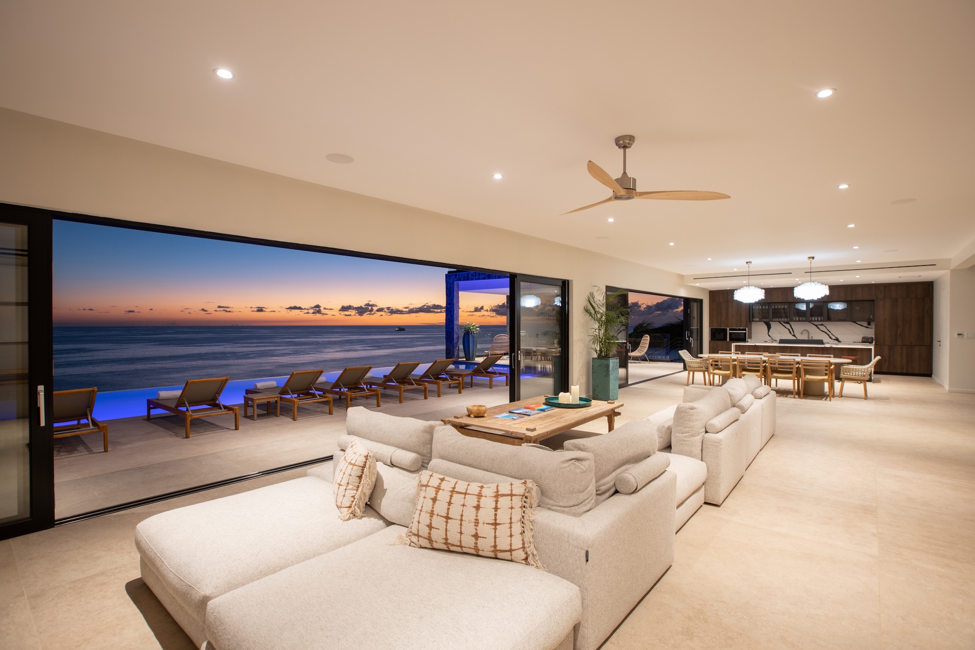 Villa Aqua Dream - 6-bedroom luxury villa in St. Maarten - Image 15