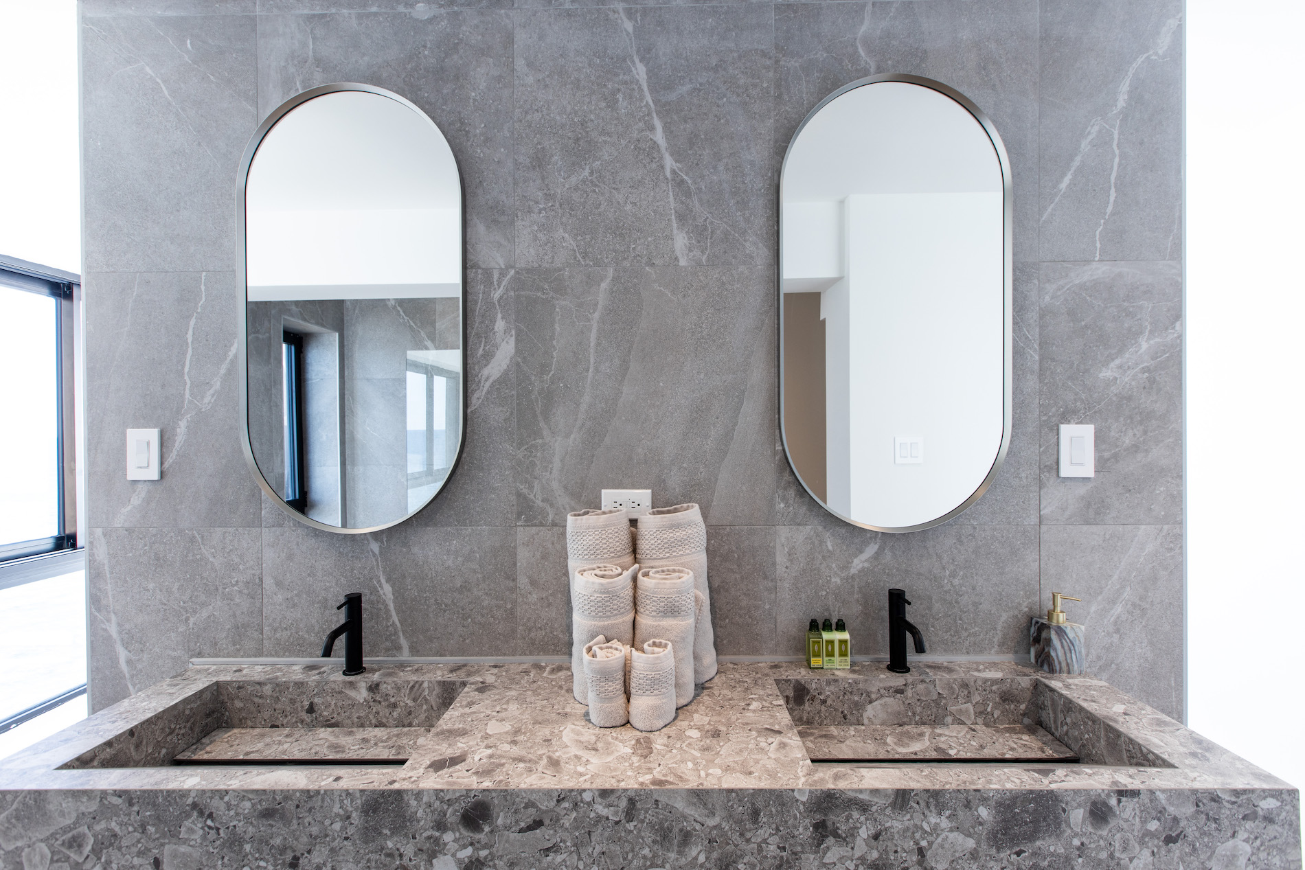 Villa Aqua Vista - 6-bedroom luxury villa in St. Maarten - Image 13