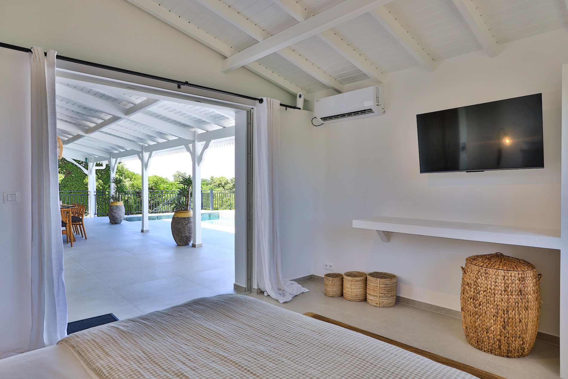 Villa Les Oliviers - 4-bedroom luxury villa in St. Maarten - Image 14