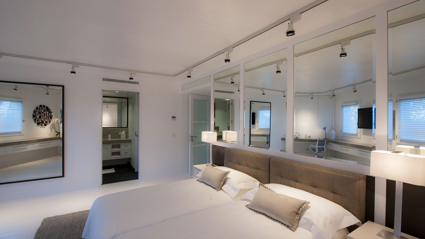 La Danse Des Etoiles - 5-bedroom luxury villa in La Danse Des Etoiles                                                 Pointe Milou - Image 72