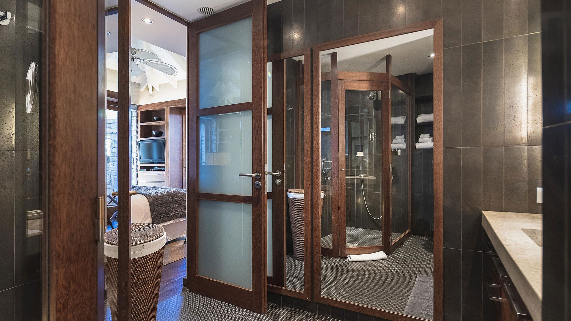 La Danse Des Etoiles - 5-bedroom luxury villa in La Danse Des Etoiles                                                 Pointe Milou - Image 50