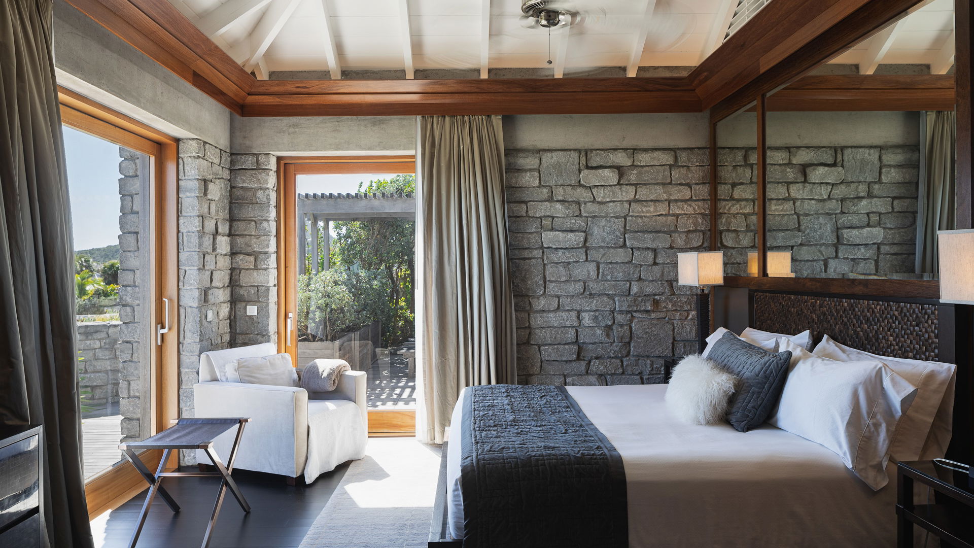 La Danse Des Etoiles - 5-bedroom luxury villa in La Danse Des Etoiles                                                 Pointe Milou - Image 76