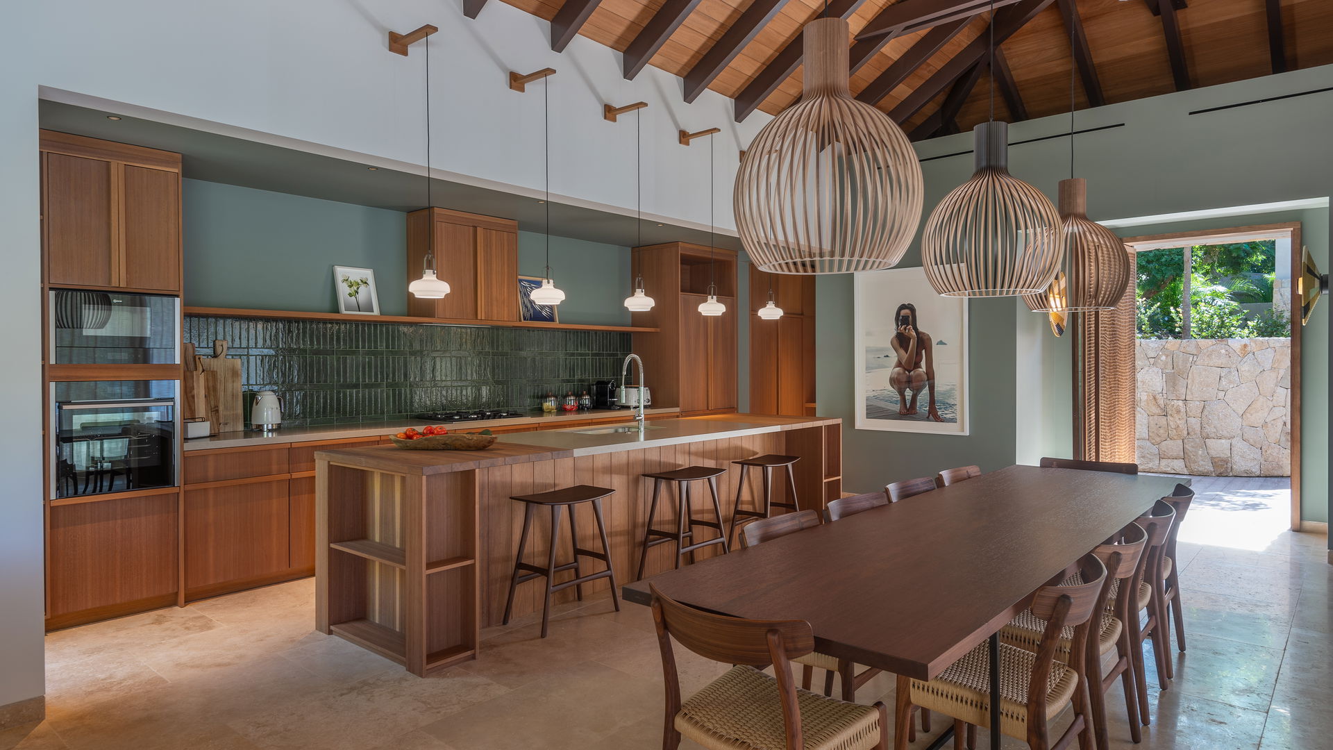 Linda - 5-bedroom luxury villa in Linda

        
        
            
                Marigot
            
            
                                     Waterfront - Image 40