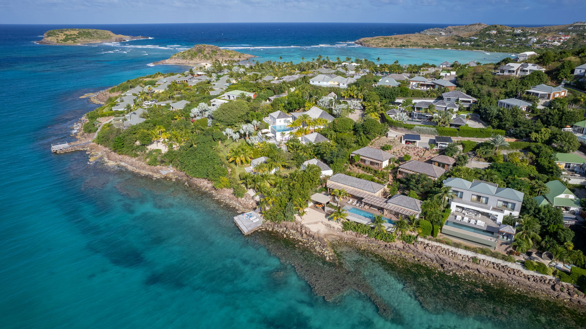 Linda - 5-bedroom luxury villa in Linda

        
        
            
                Marigot
            
            
                                     Waterfront - Image 63